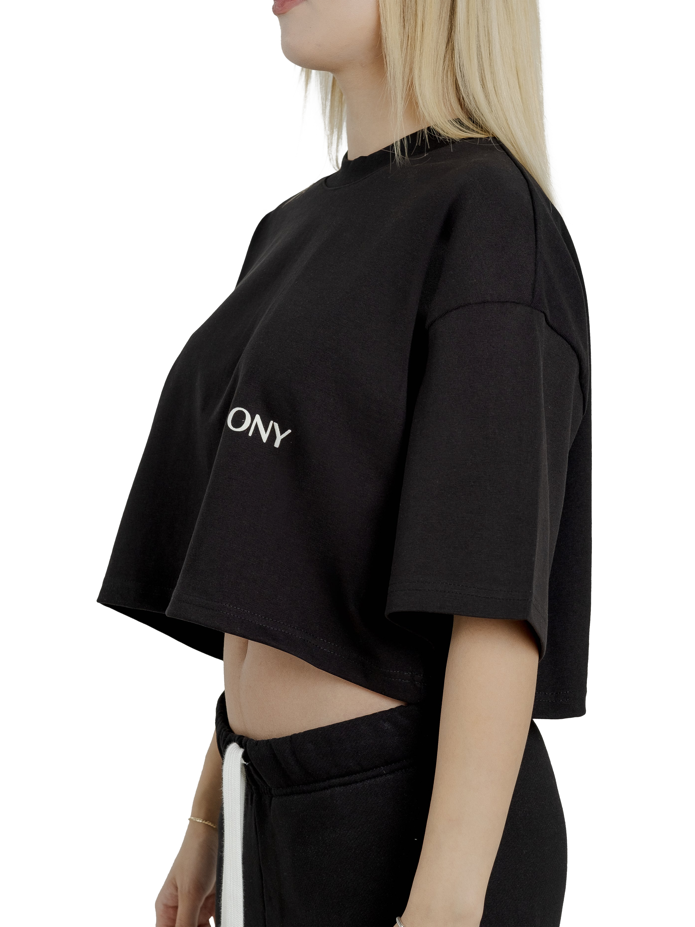 Product image 3 of 4, which shows Ony Cropped Logo T-Shirt, Black, XS