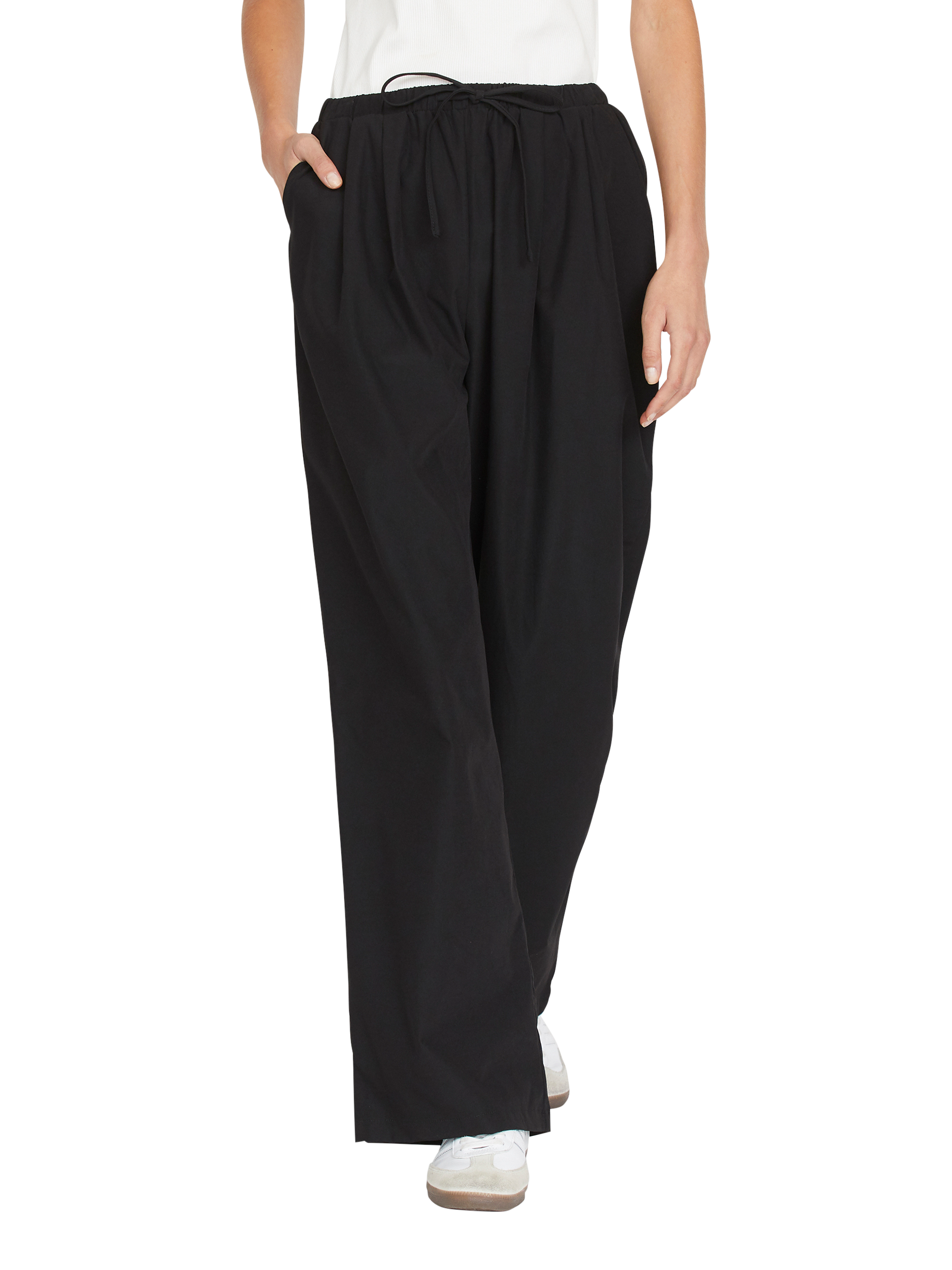 Sisters Point Gogo Tie Waist Trousers, Black