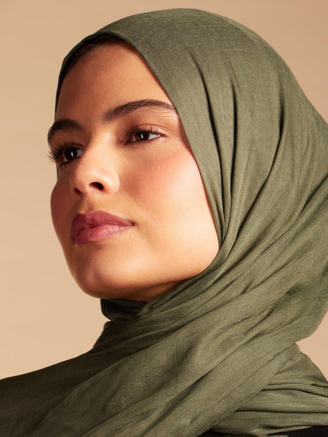 Aab Modal Hijab, Forest Green