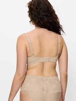 Triumph Amourette Underwired Bra - view 2, Skin