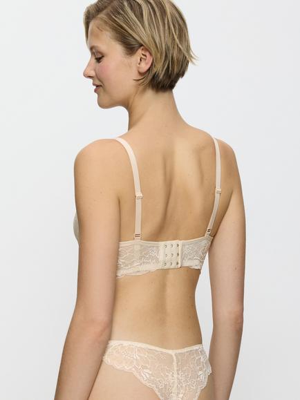 Triumph Amourette Charm N03 Non-Wired Lace Bra, Creamy Dream - view 2, Creamy Dream