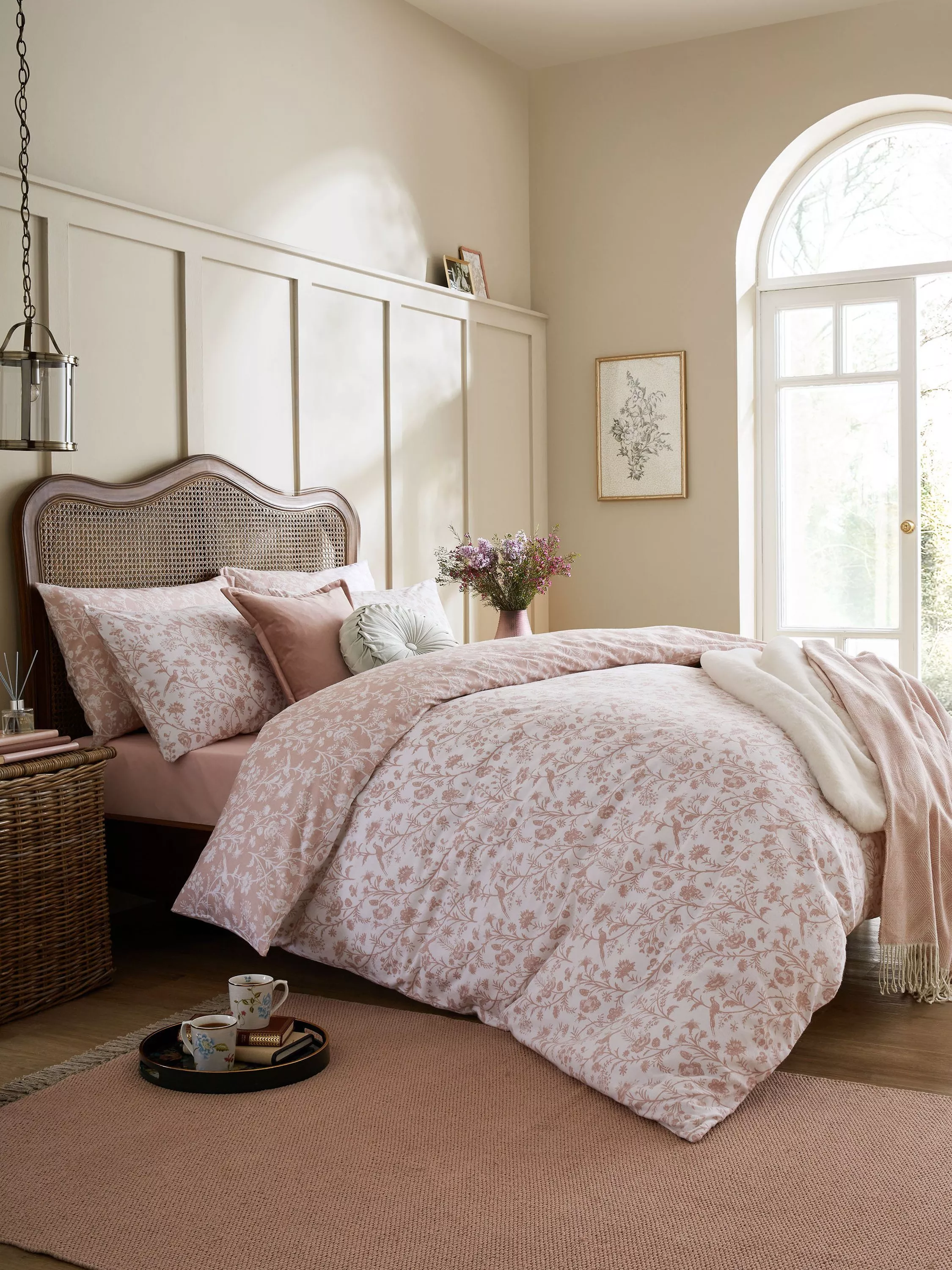 Laura Ashley Shepherd s Purse Brushed Cotton Reversible Duvet Cover Set