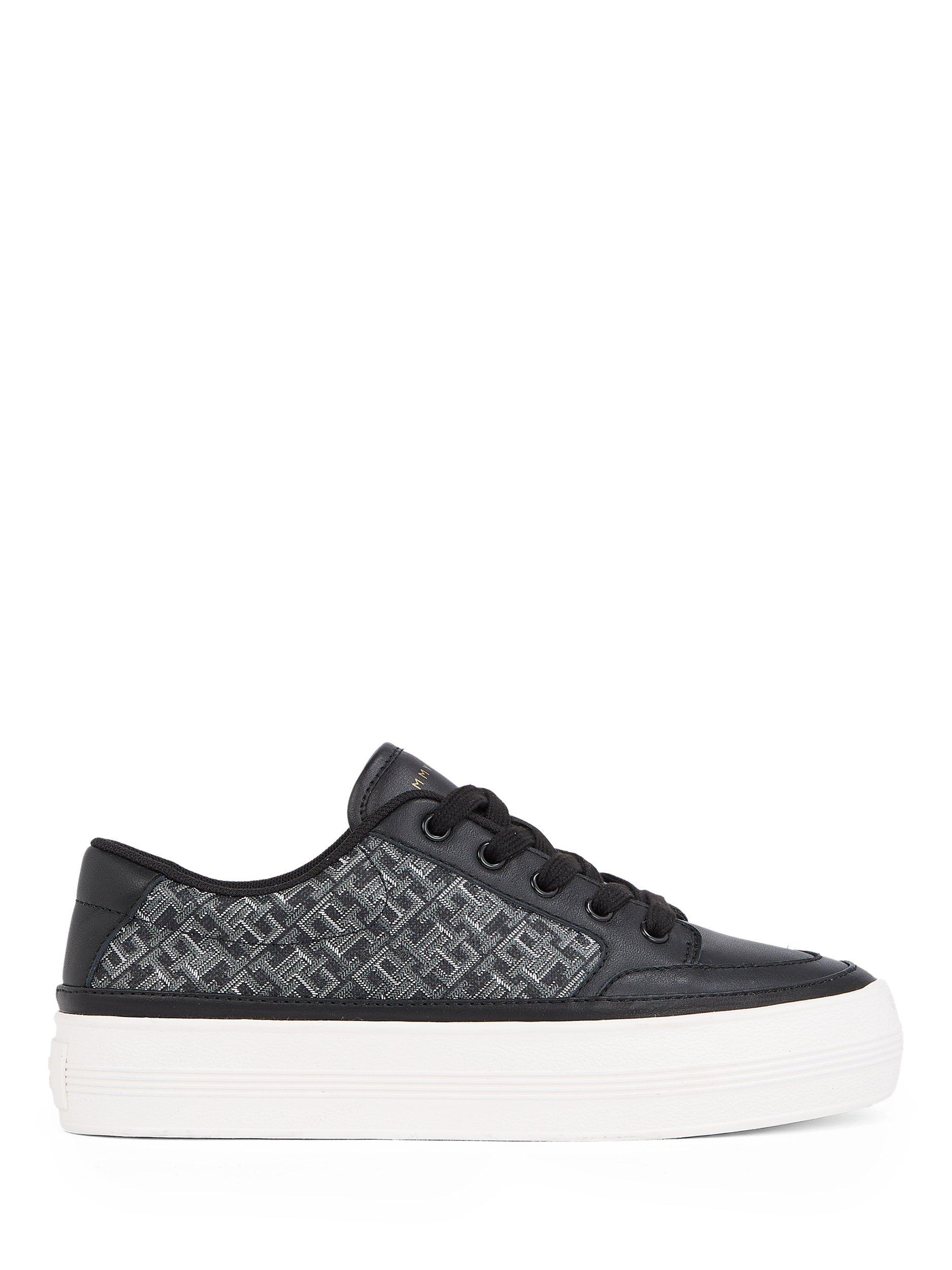 Product image 1 of 5, which shows Tommy Hilfiger Leather Lace Up Trainers, Black, EU39