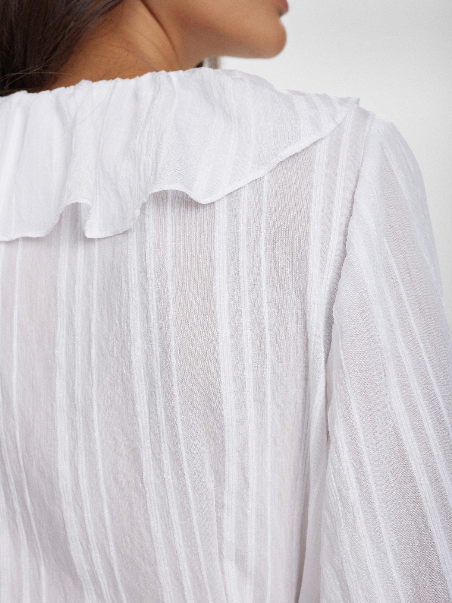 Product image 5 of 7, which shows Numph Halston Wrap Top, White, 44