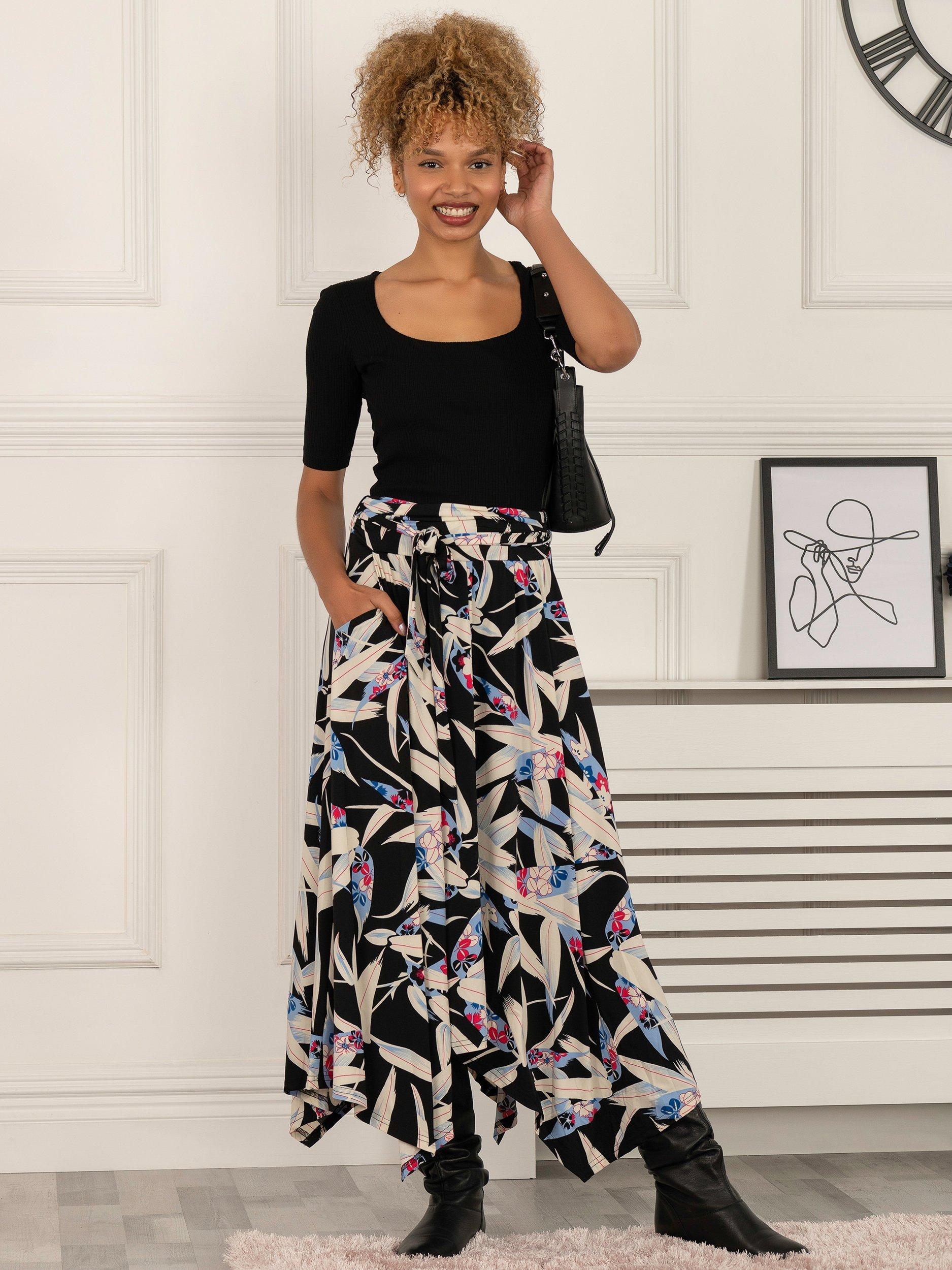 Jolie Moi Cady Leaf Print Hanky Hem Maxi Skirt, Black