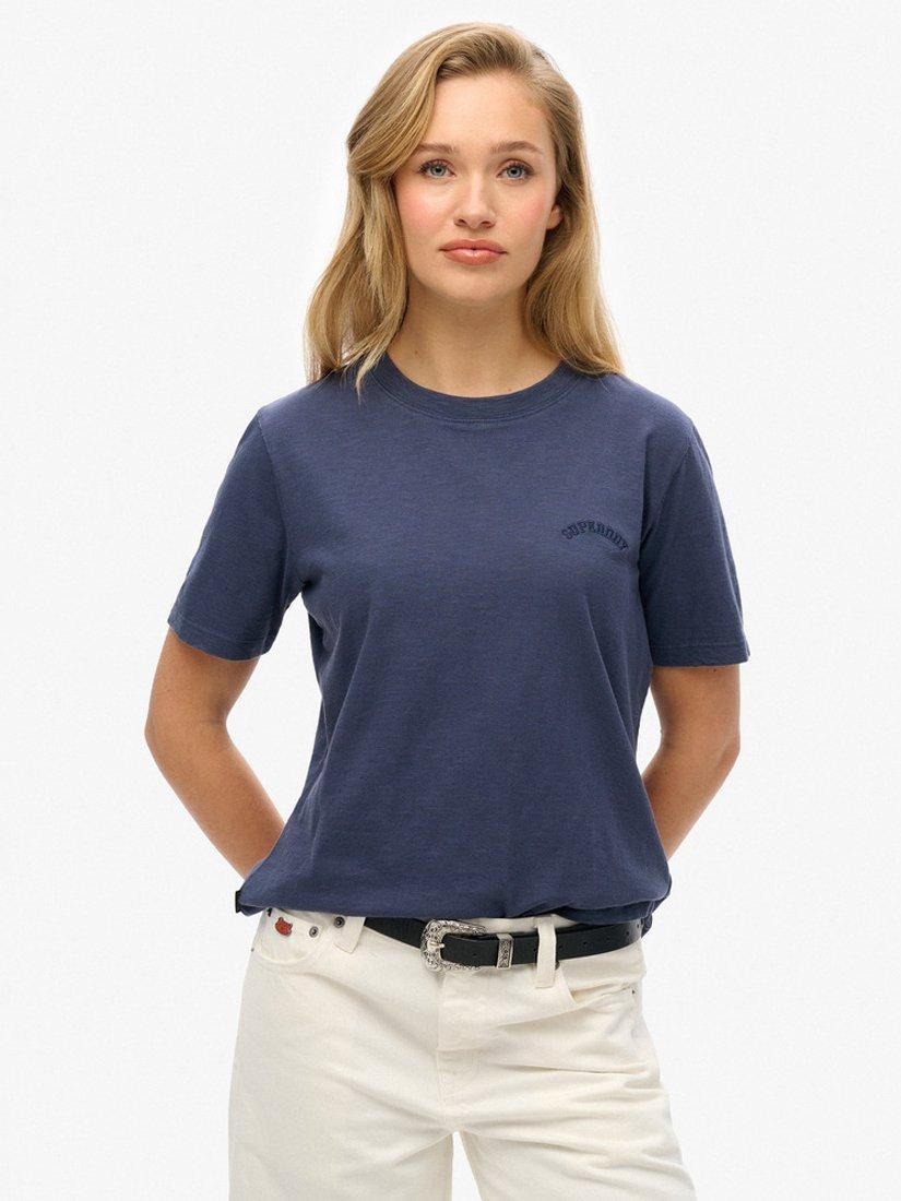 Product image 1 of 5, which shows Superdry Essential Logo Washed Organic Cotton T-Shirt, Lauren Navy, 8