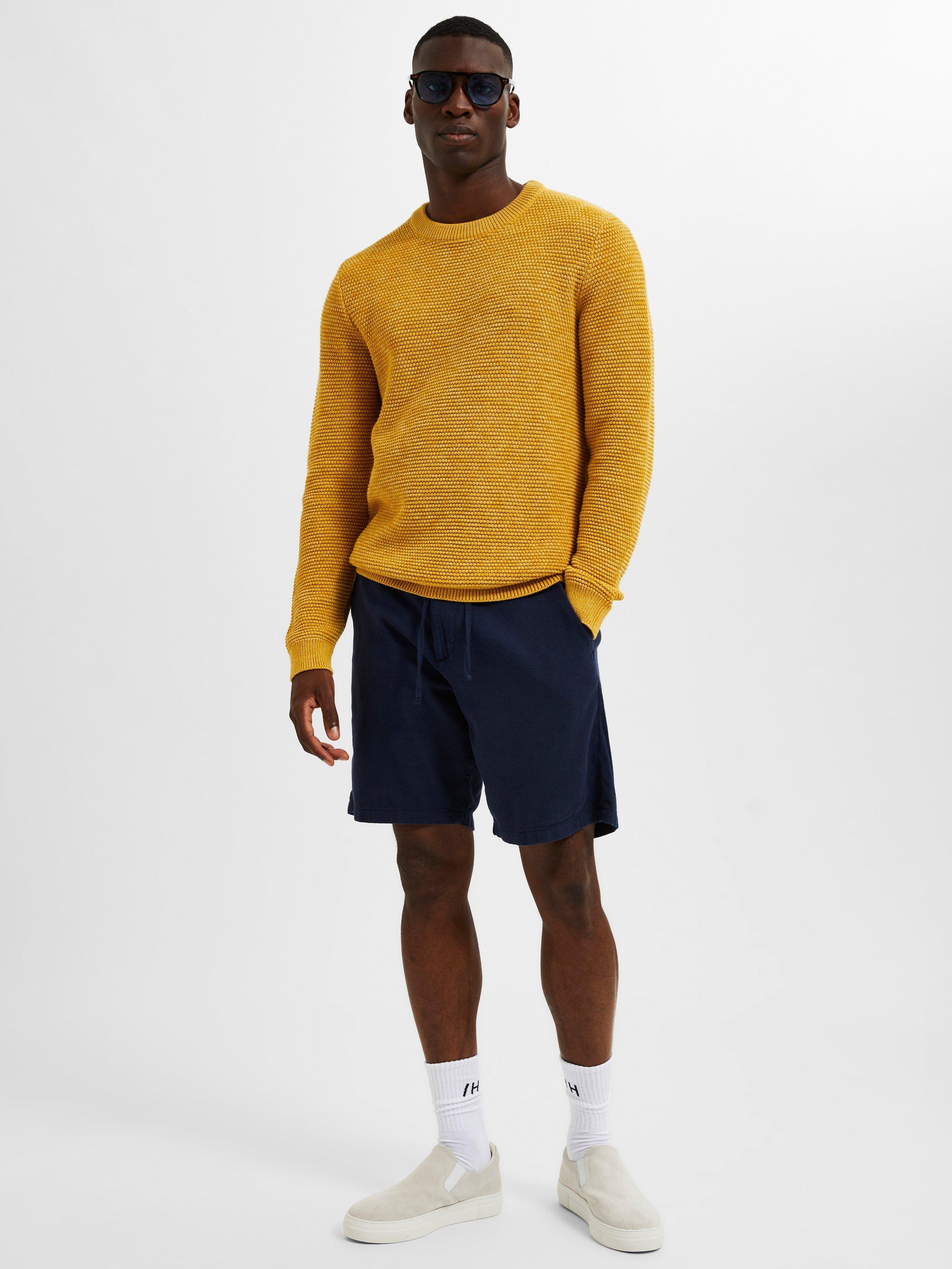 Product image 4 of 6, which shows Selected Brody Cotton Linen Blend Shorts, Dark Sapphire, S