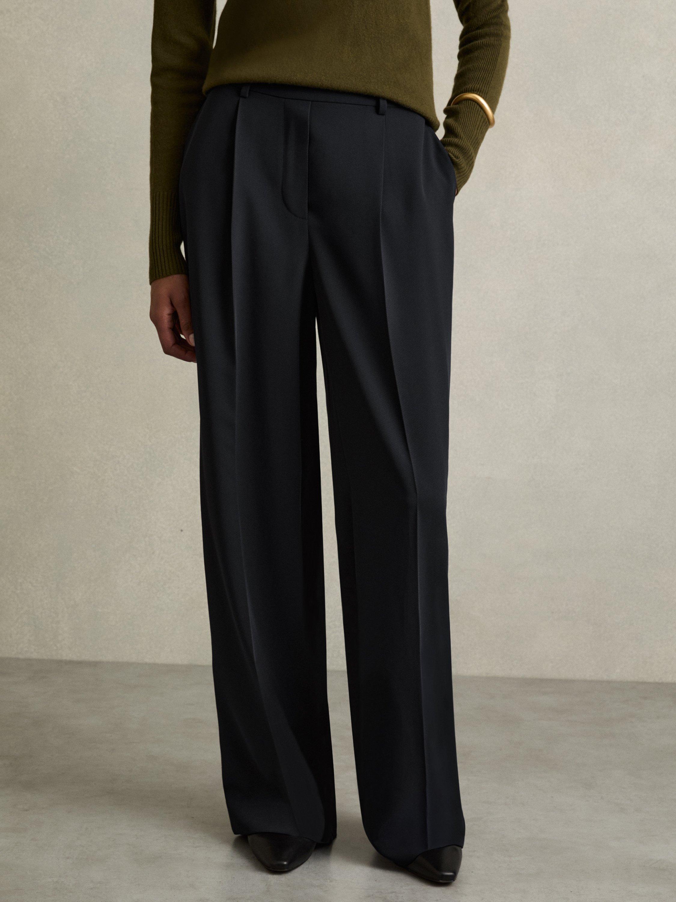 Product image 1 of 5, which shows Reiss Petite Eden Wide Leg Trousers, Navy, 6Pt