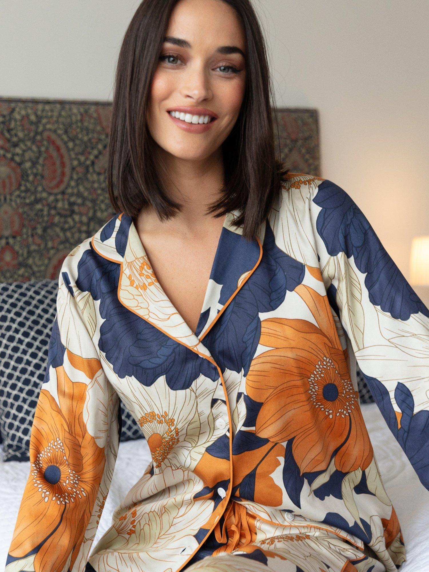 Product image 3 of 4, which shows Fable & Eve Southwark Floral Pyjama Set, Navy/Multi, 8