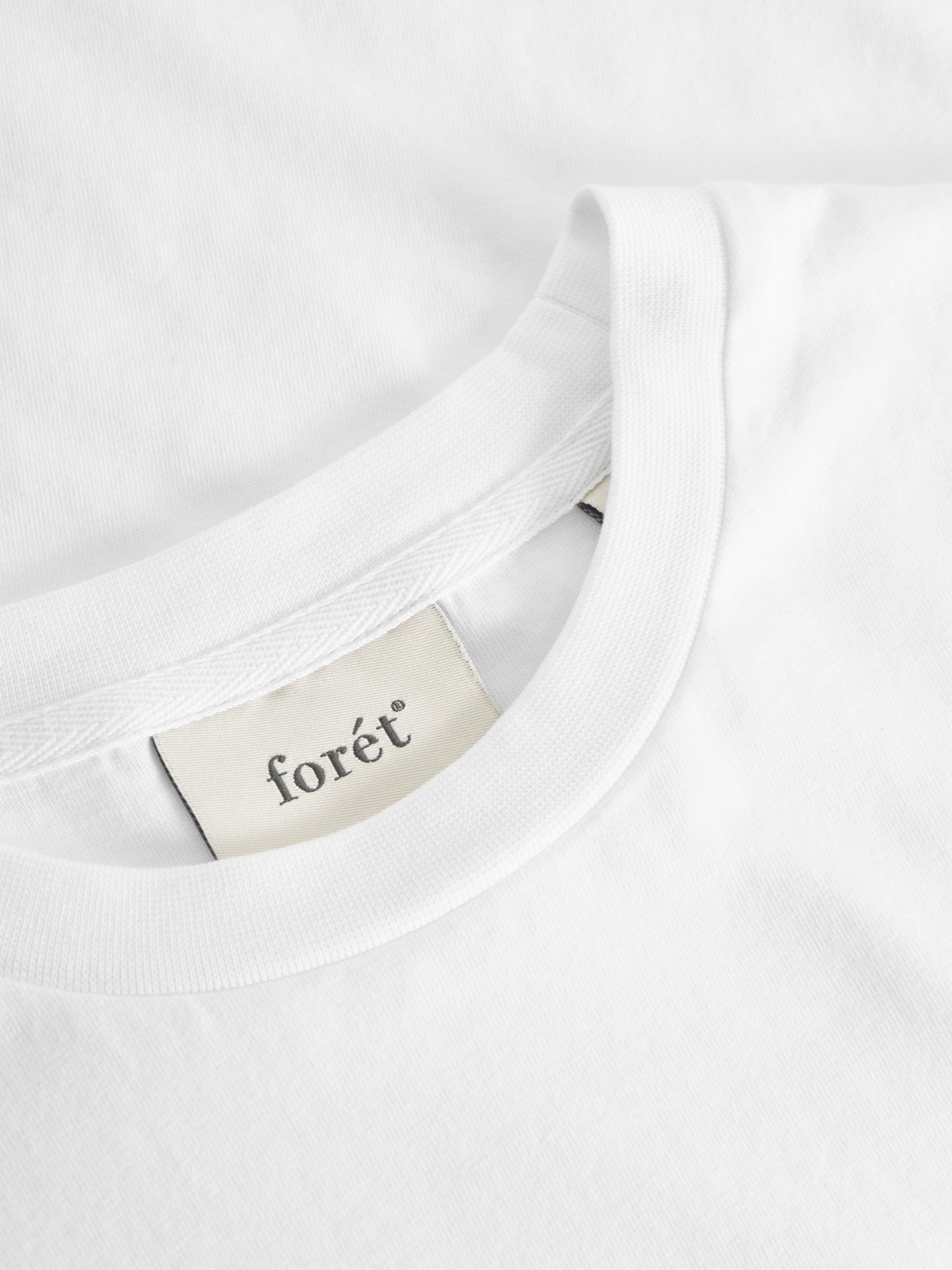 Product image 2 of 3, which shows forét Element Organic Cotton Regular Fit Short Sleeve Embroidered Logo T-Shirt, White Flower, S