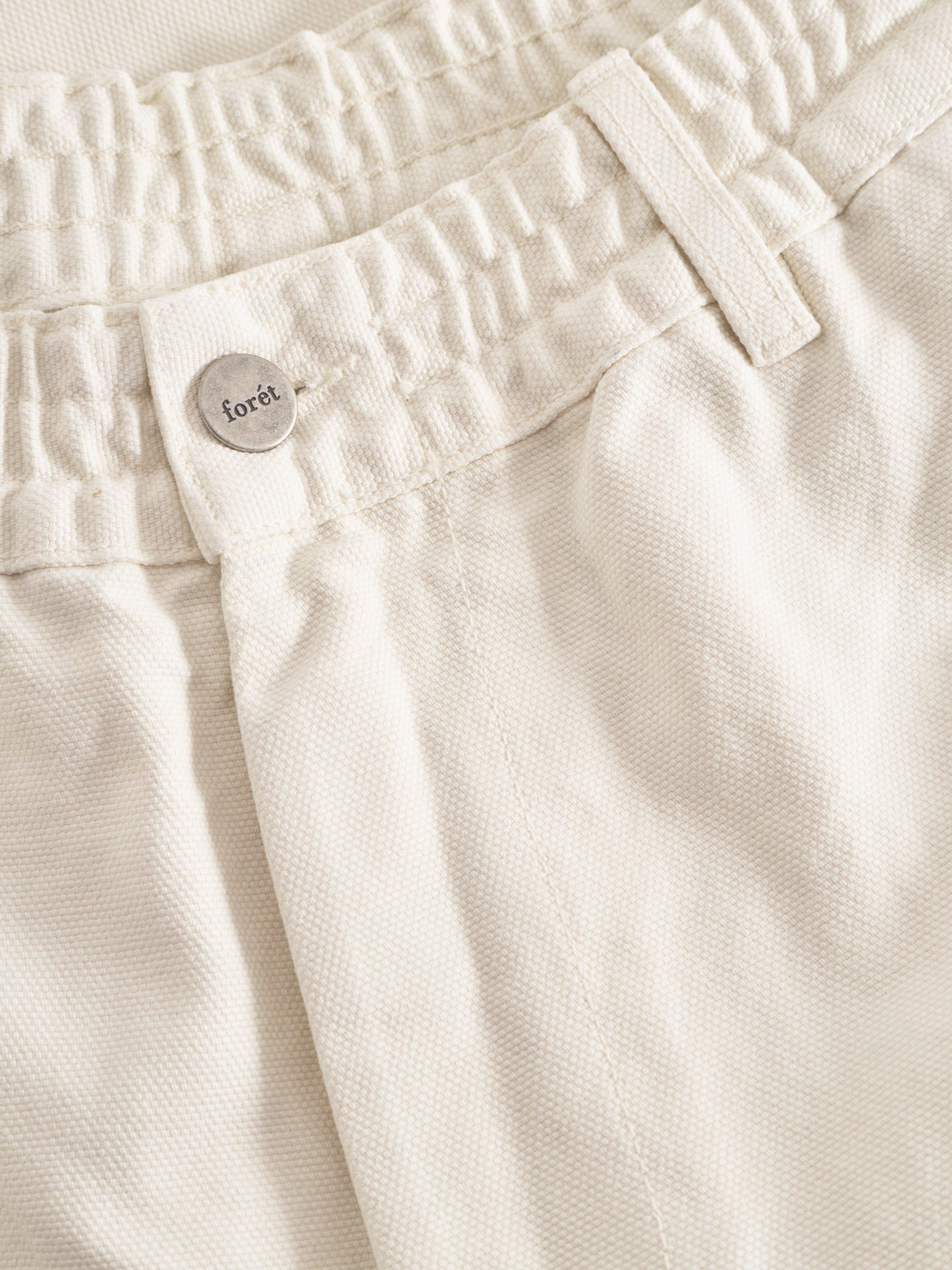Product image 3 of 5, which shows forét Clay Cargo Shorts, Cloud, M