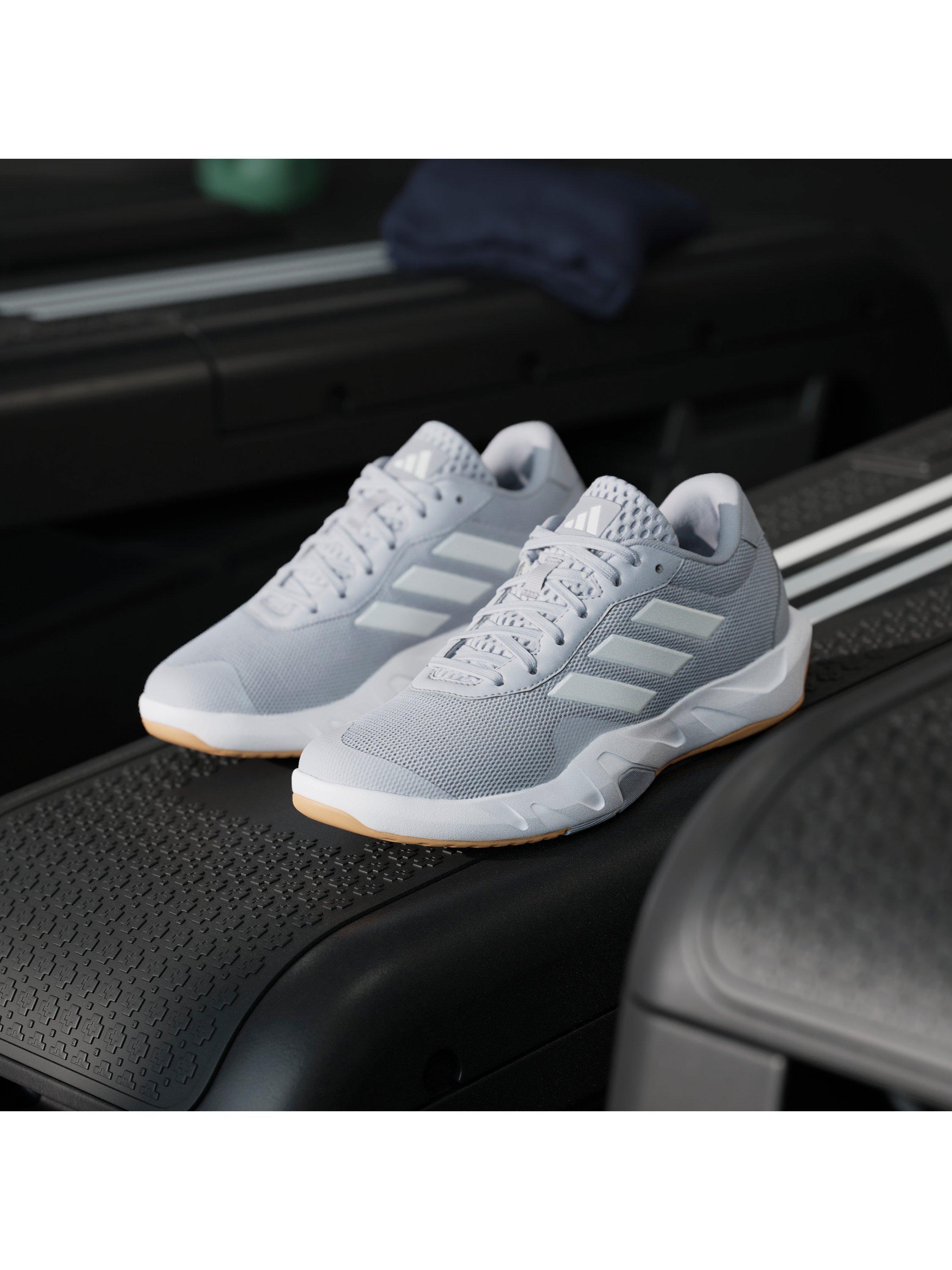 Product image 9 of 10, which shows adidas Women's Amplimove Trainer W Running Shoes, Silver/White, 4
