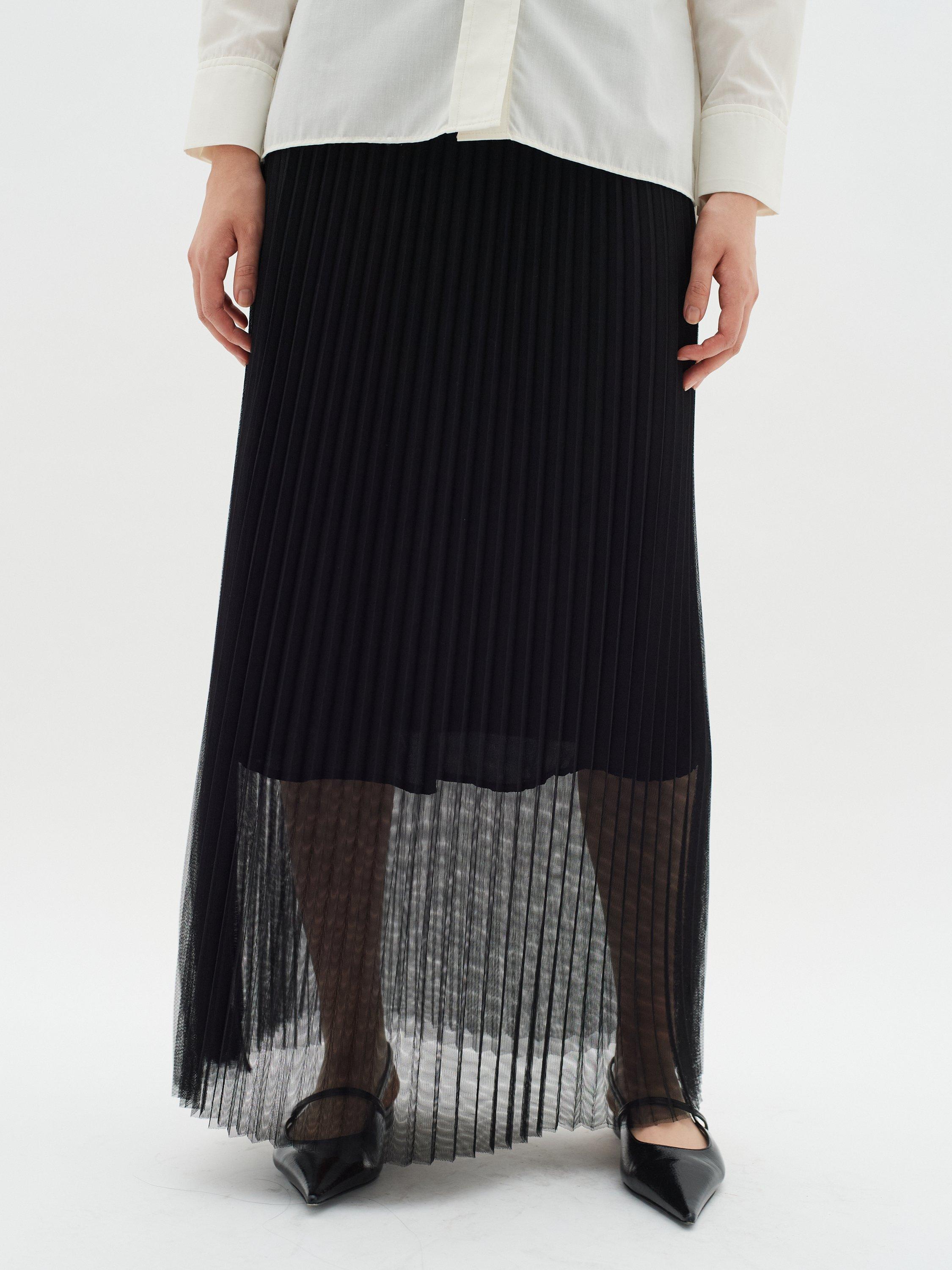 Product image 1 of 5, which shows InWear Dagur Pleated Skirt, Black, 8