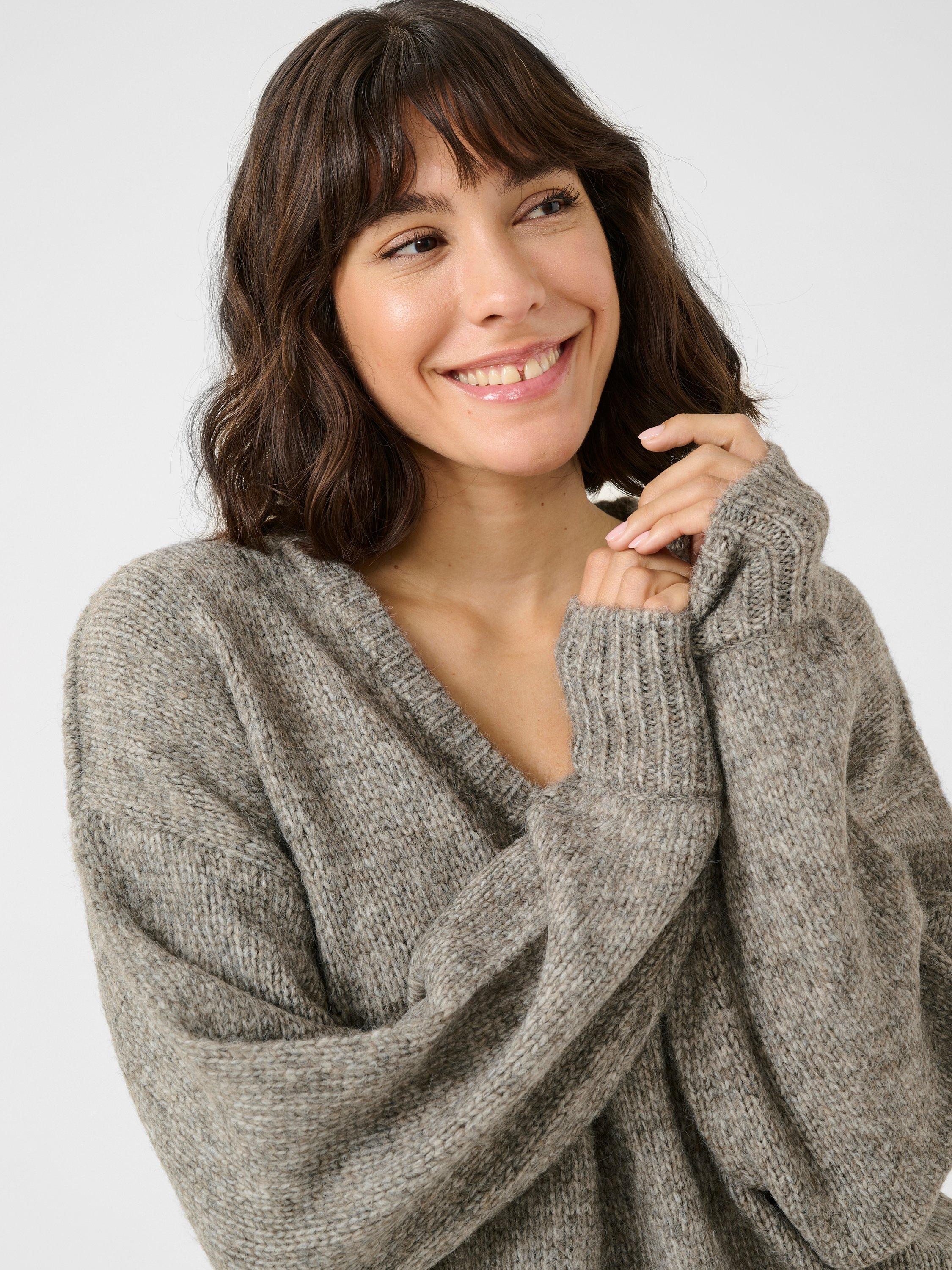 Product image 3 of 5, which shows KAFFE Trina V-Neck Jumper, Grey Melange, XS