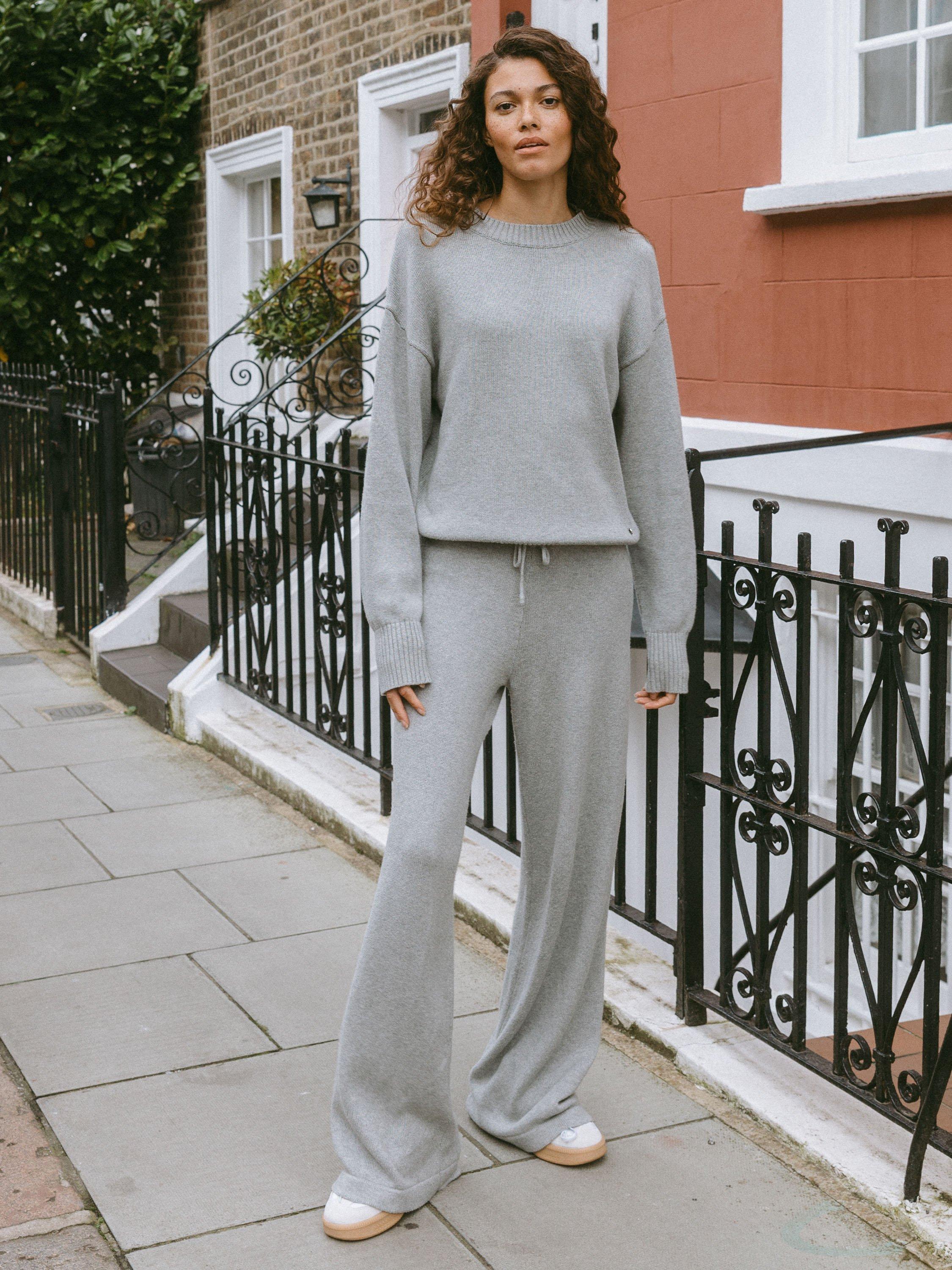 Product image 1 of 5, which shows Chelsea Peers Knit Joggers, Grey, 18