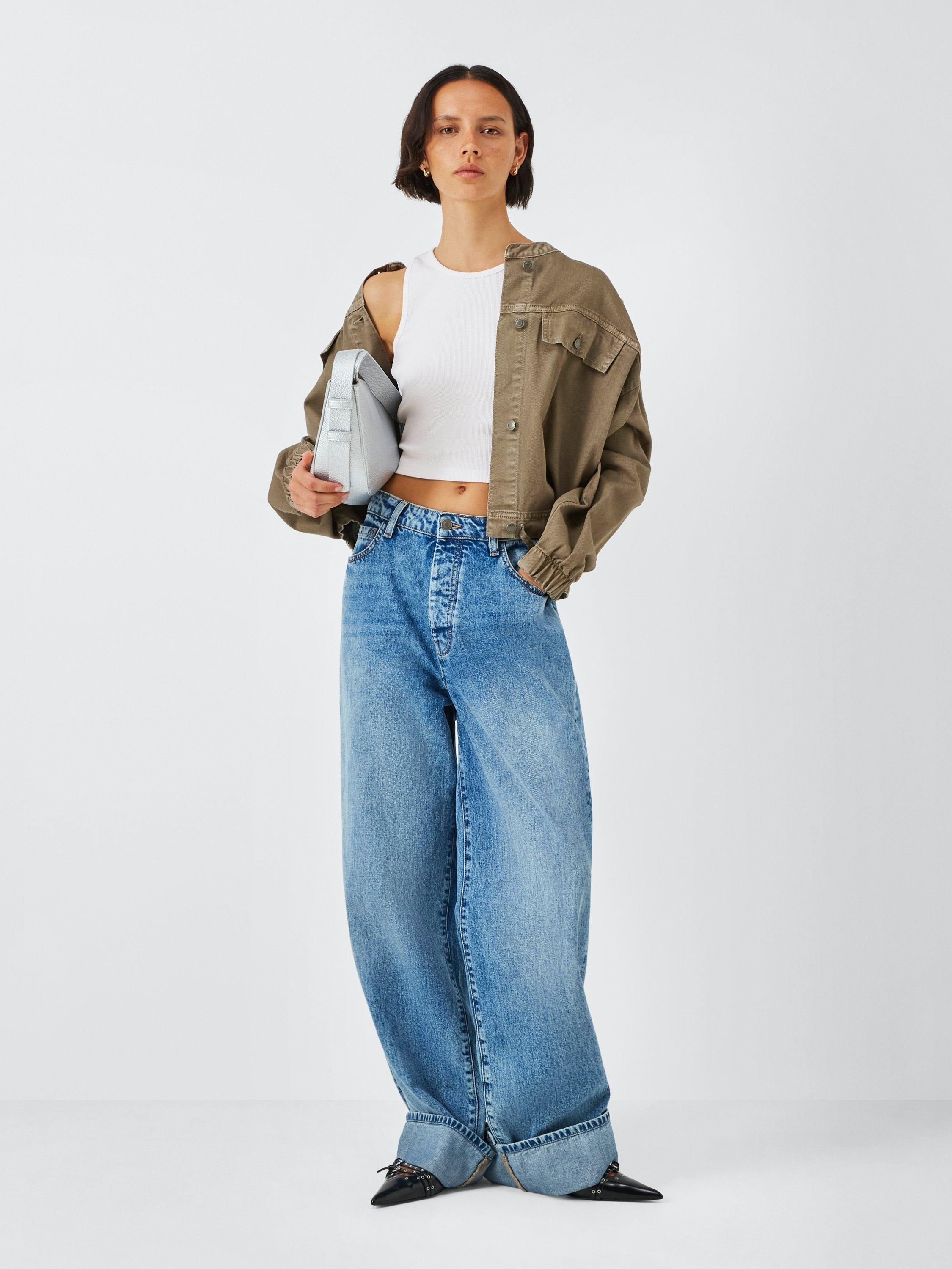 Product image 3 of 6, which shows John Lewis ANYDAY Racerback Cropped Vest Top, White, XS