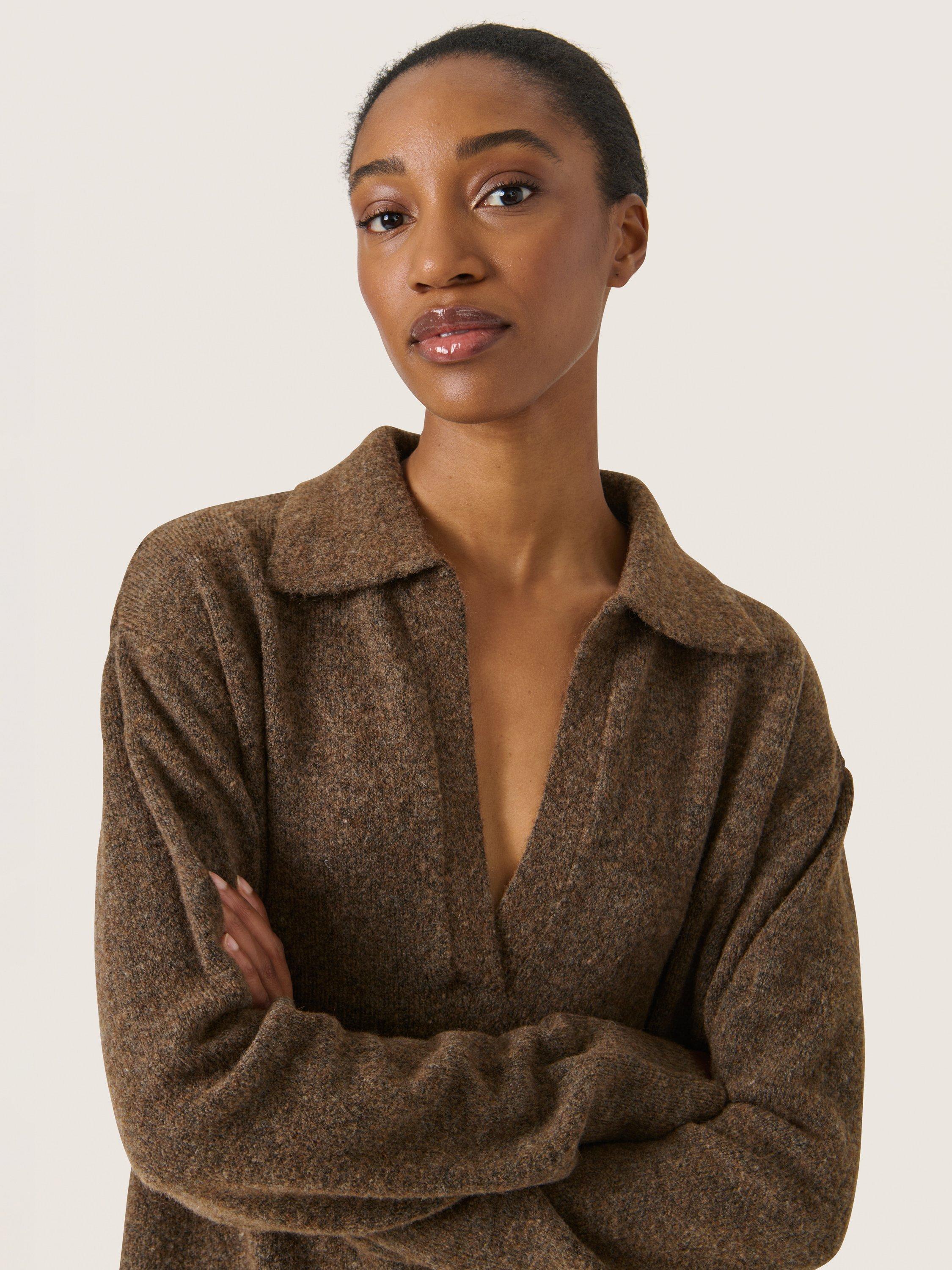 Product image 4 of 6, which shows Soaked In Luxury Selta Polo Jumper, Coffee Quartz, XS