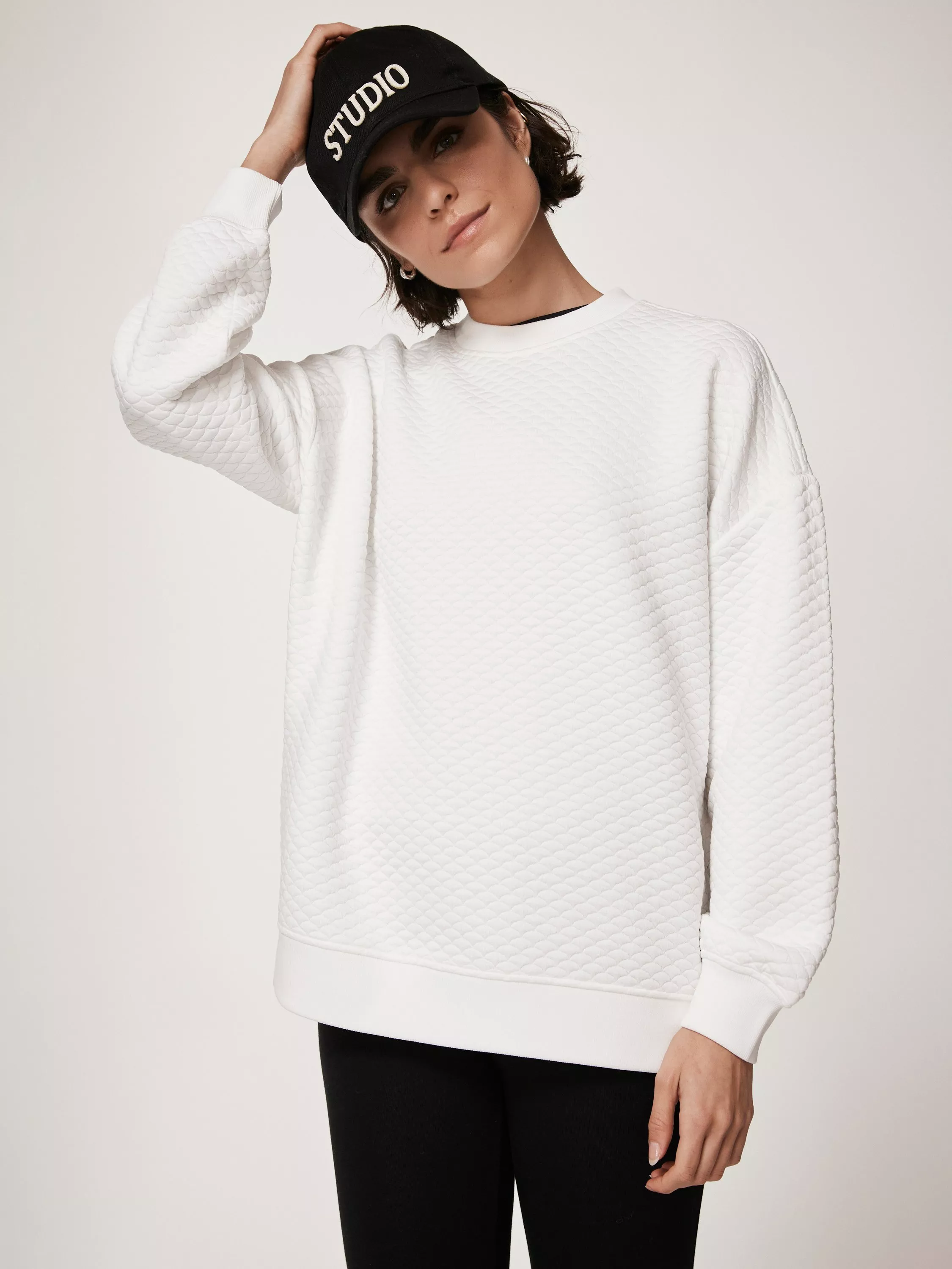 Plain white sweatshirt womens hotsell