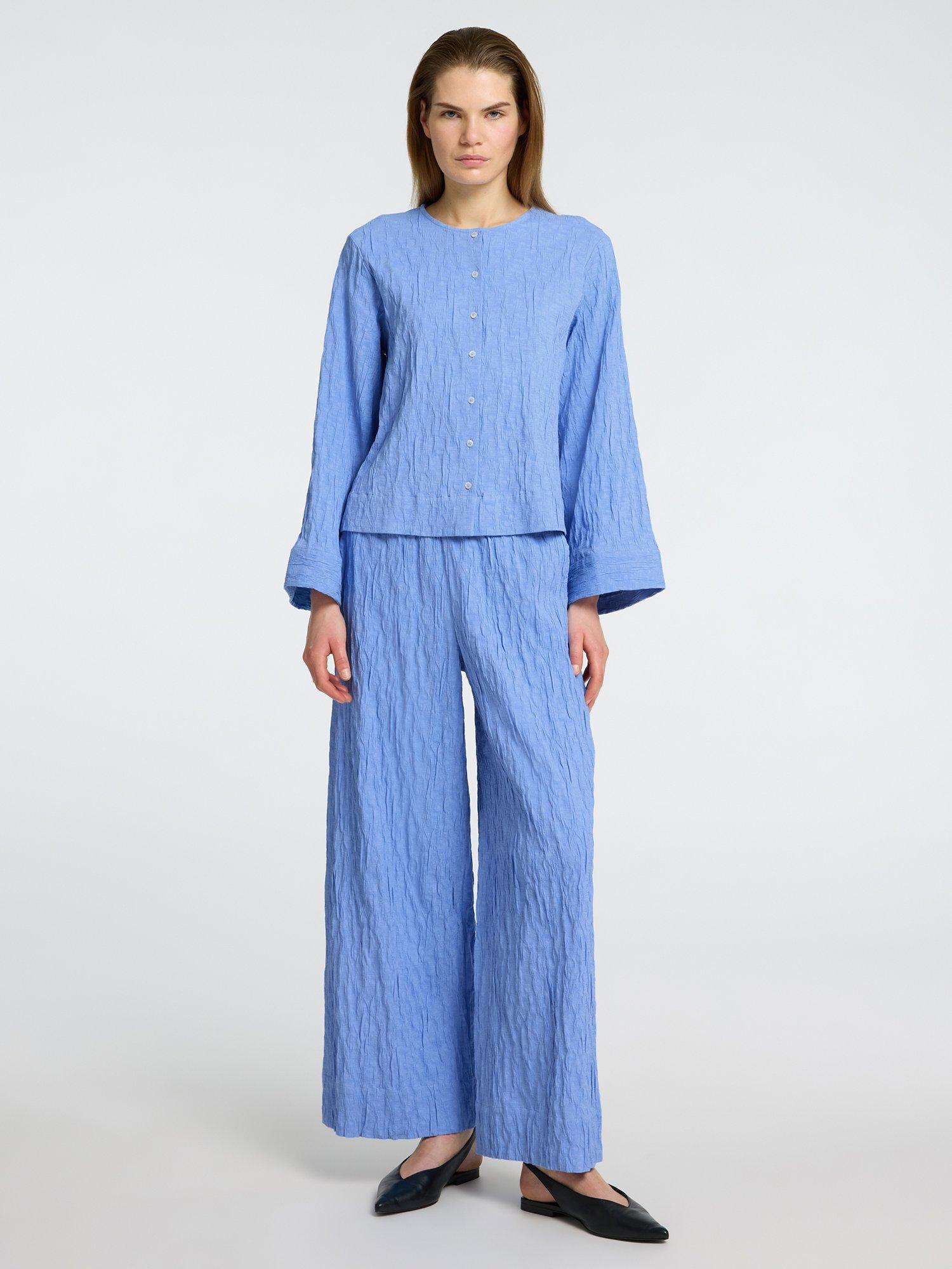 Product image 3 of 6, which shows Selected Coria Crinkle Shirt, Cornflower Blue, 38