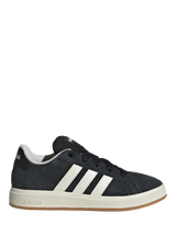 Adidas Court