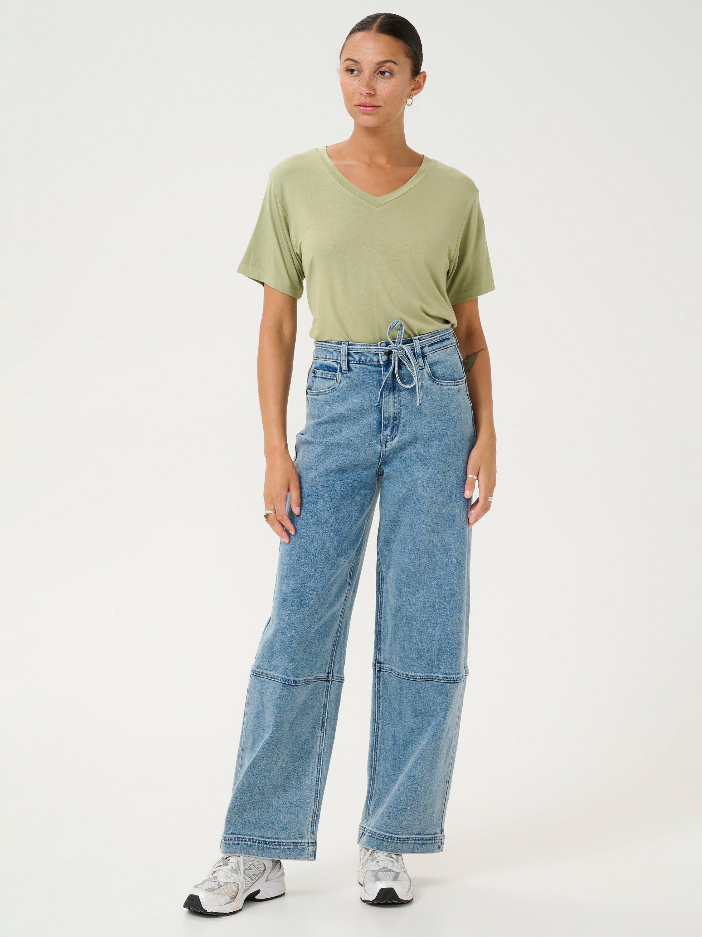 Product image 3 of 6, which shows KAFFE Frida V-Neck T-Shirt, Oil Green, XS