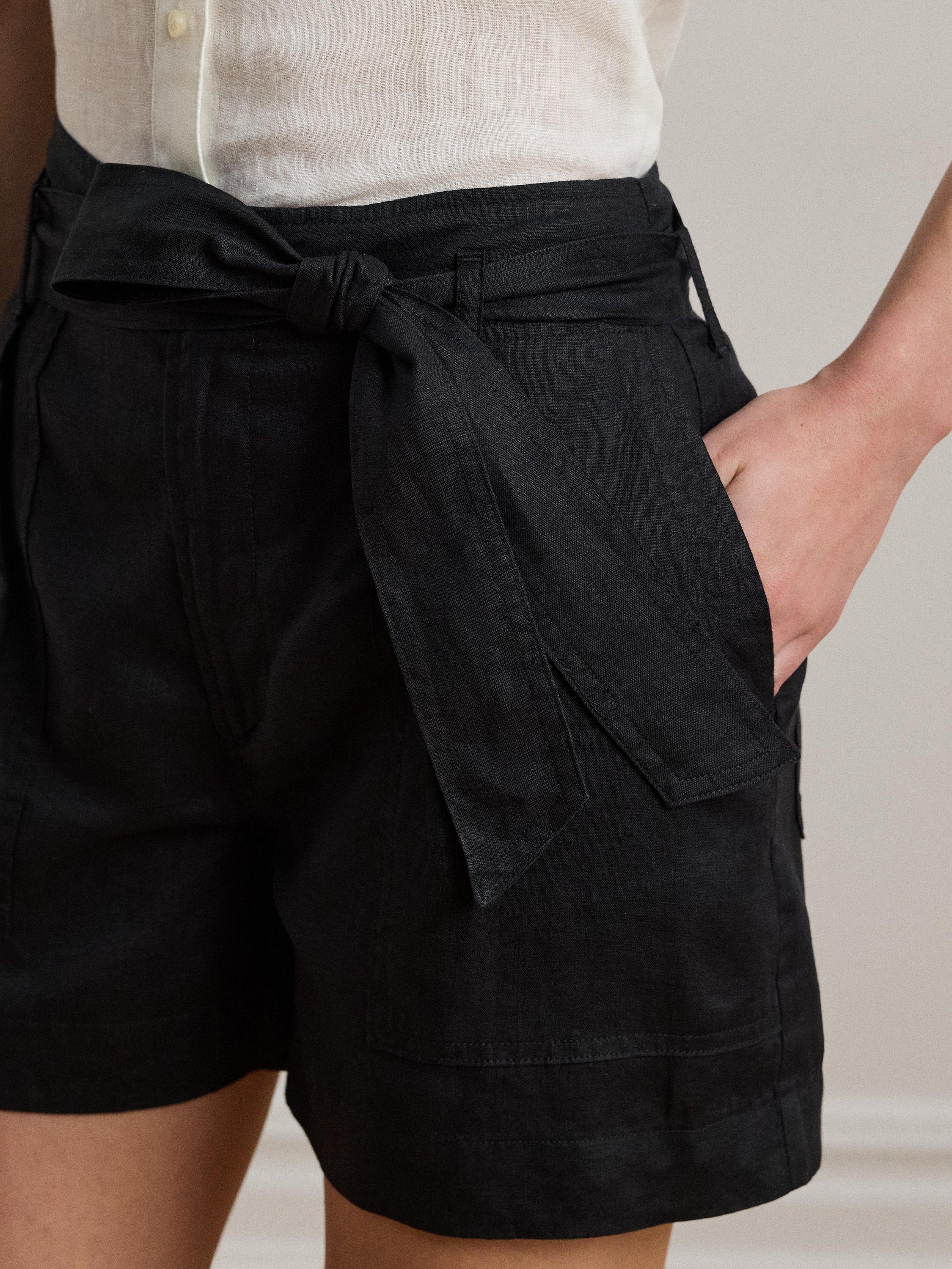 Product image 4 of 4, which shows Lauren Ralph Lauren Daviana Belted Linen Shorts, Polo Black, 10