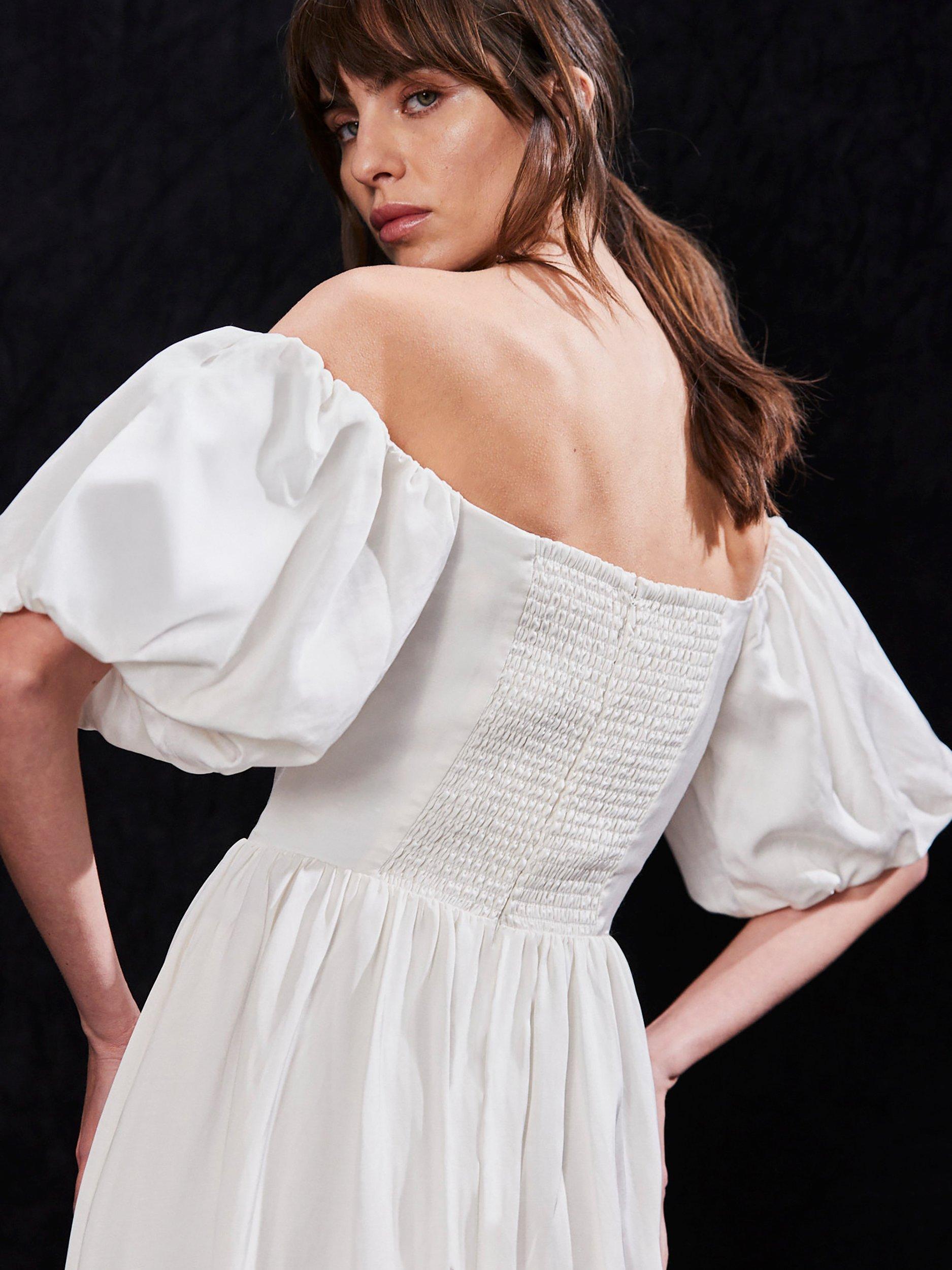 Product image 3 of 4, which shows Ro&Zo Alba Bardot Puff Sleeve Dress, White, 6