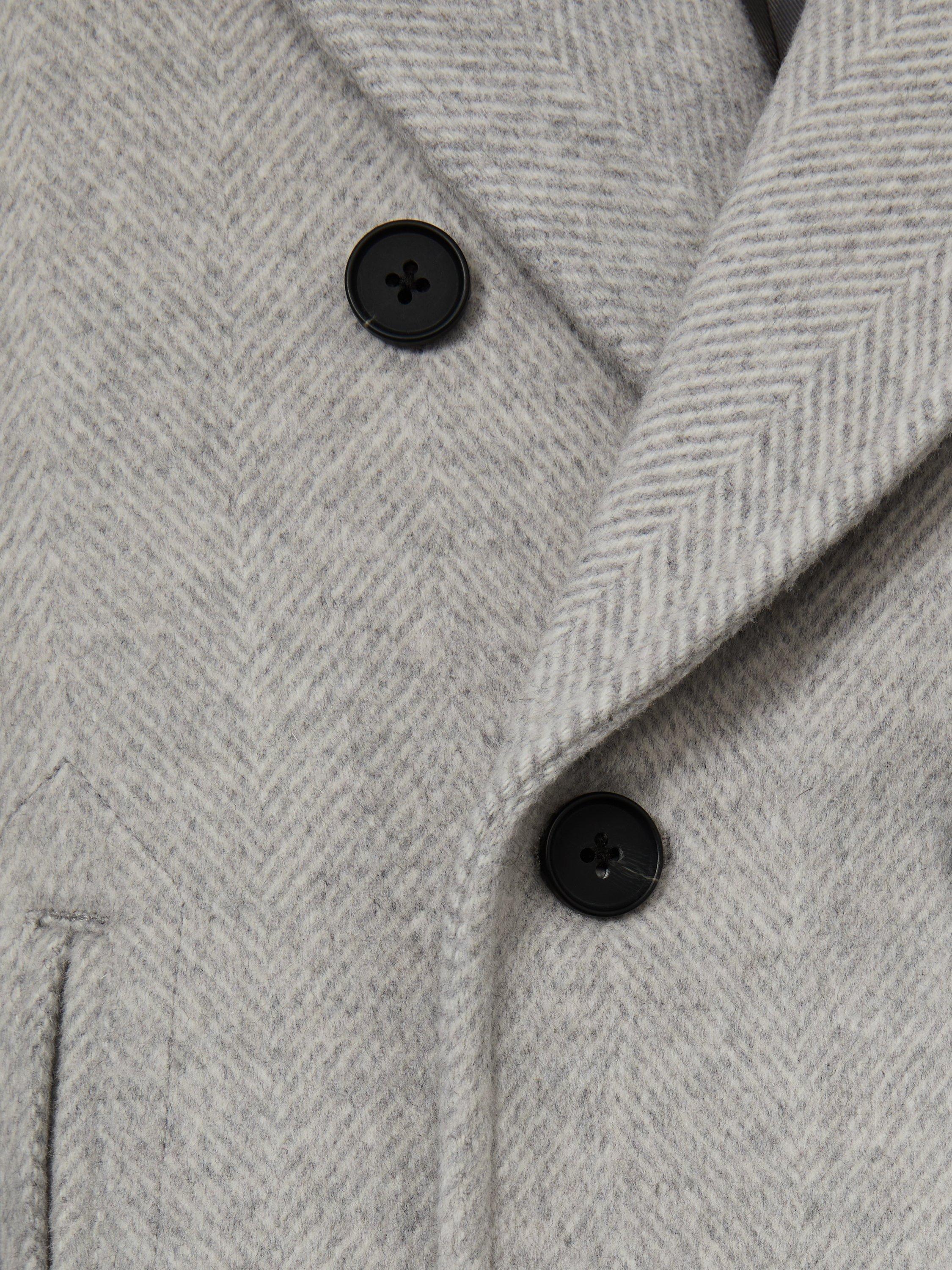 Product image 4 of 4, which shows Reiss Kids' Bergamo Wool Blend Double Breasted Pea Coat, Soft Grey Melange, 3-4 years