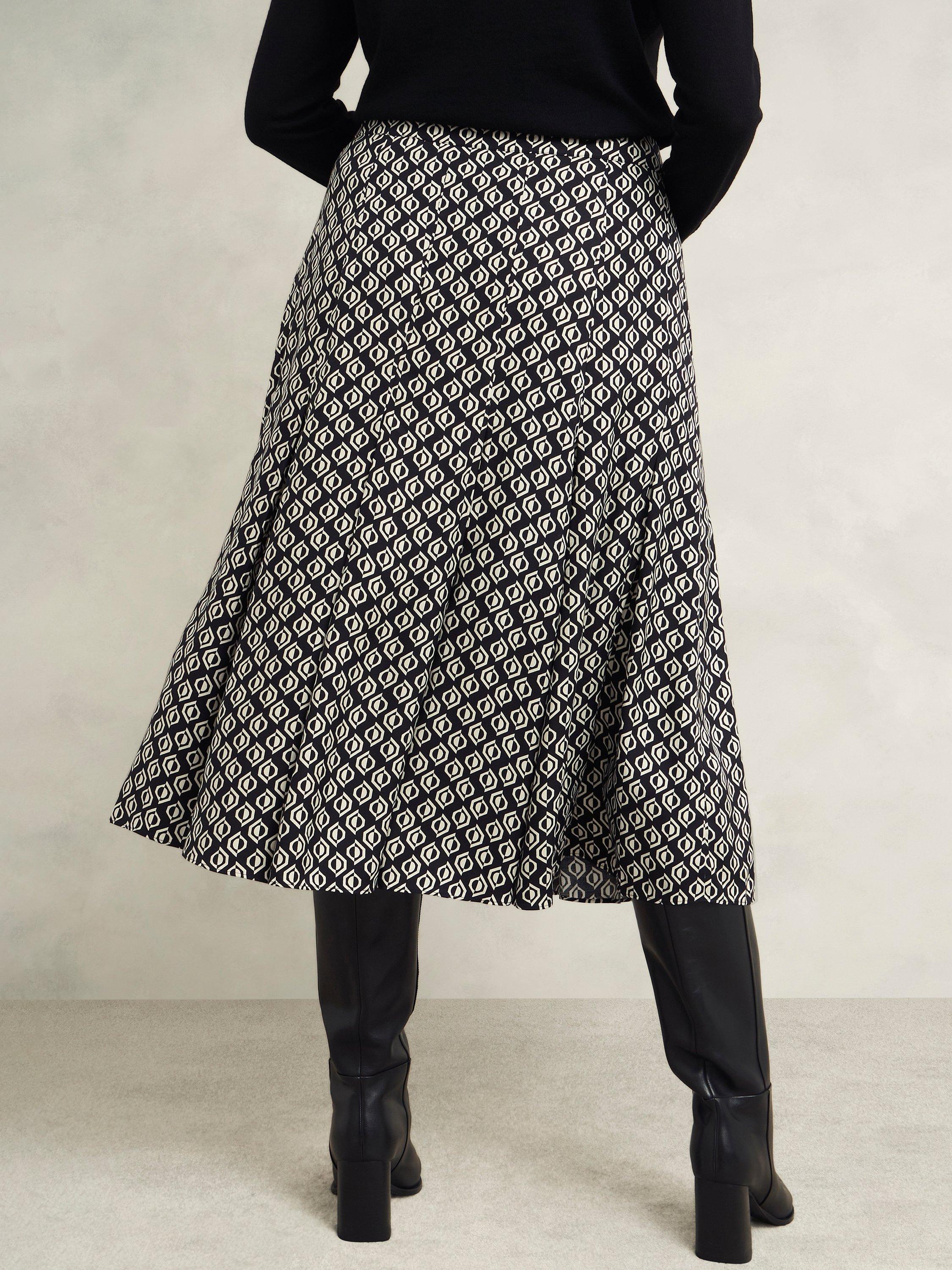 Product image 2 of 7, which shows Hobbs Roxanne Geometric Skirt, Black/Cream, 10