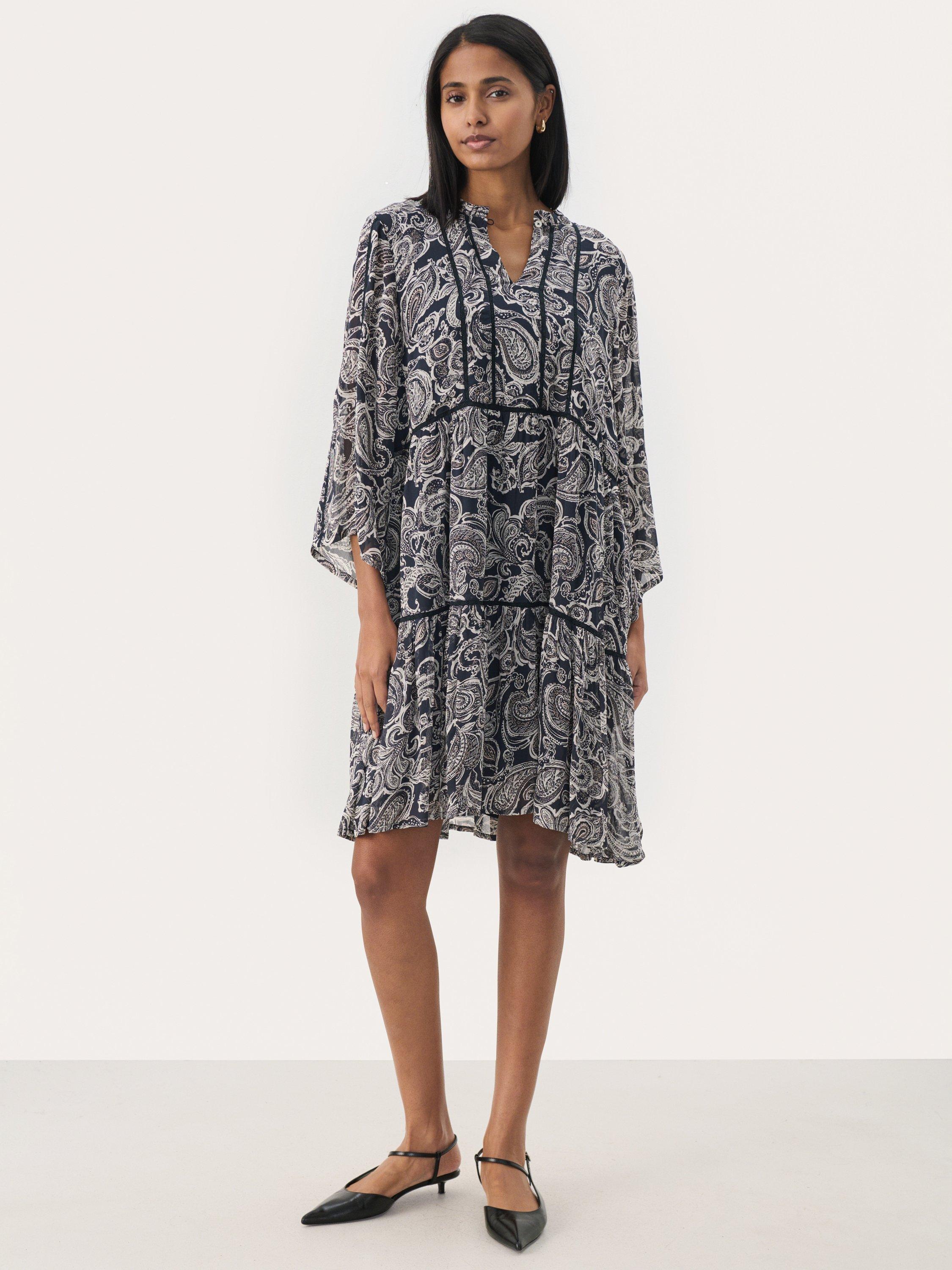 Part Two Nibi Paisley Tiered Dress, Midnight Paisley
