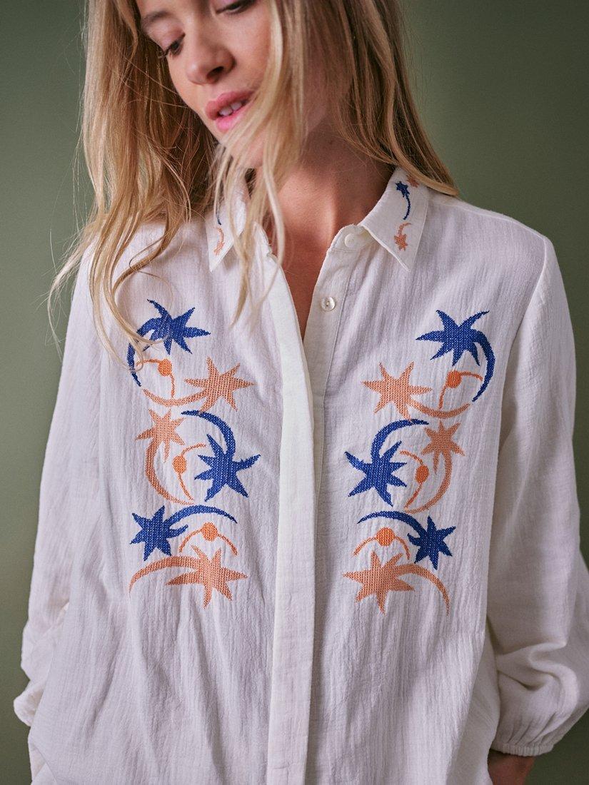 Product image 3 of 5, which shows Cape Cove Celestial Stella Embroidered Top, Egrey Ivory, XS