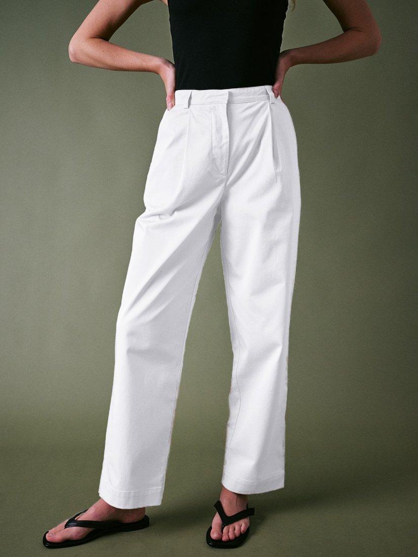Product image 1 of 6, which shows Cape Cove Sea Relaxed Cropped Trousers, Cream, XS