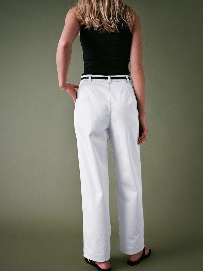 Product image 4 of 6, which shows Cape Cove Sea Relaxed Cropped Trousers, Cream, XS