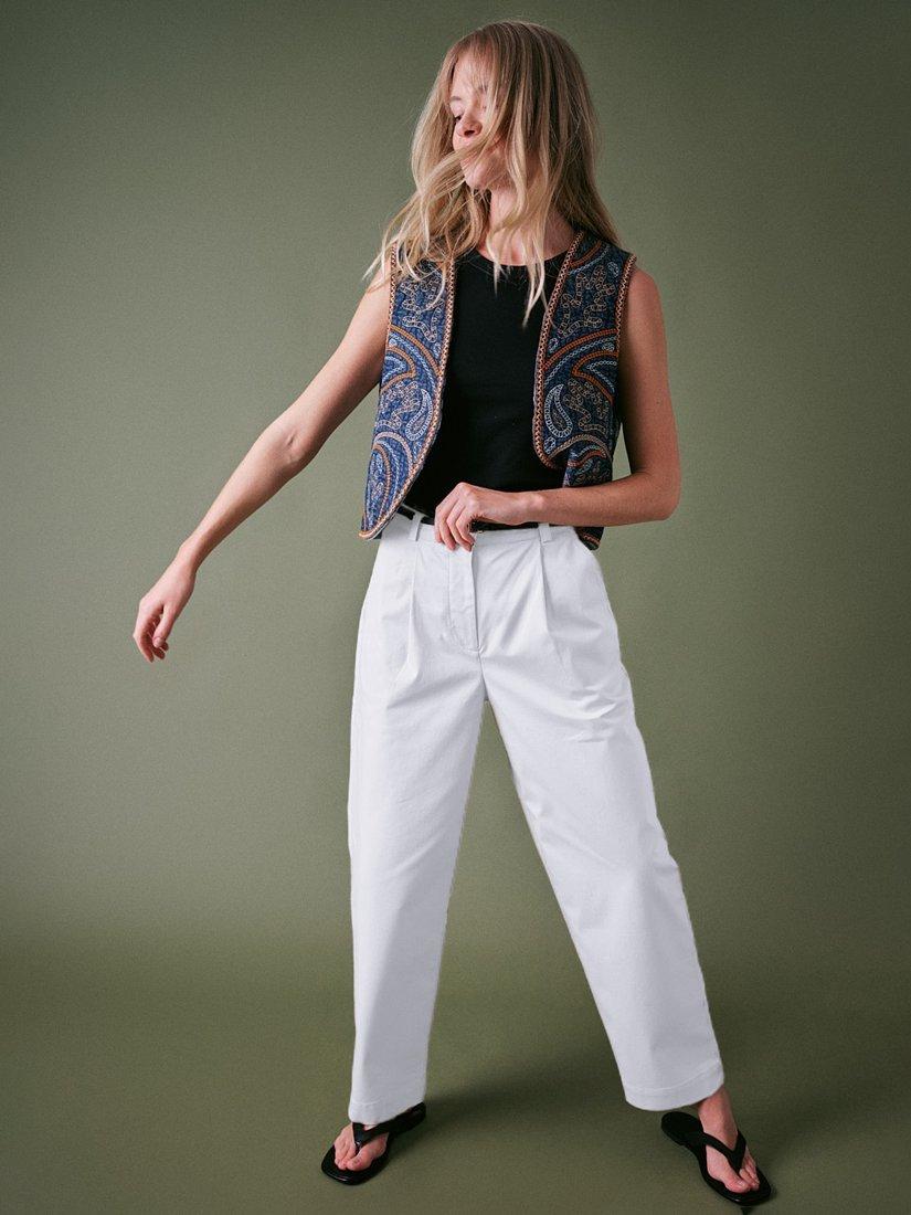 Product image 5 of 6, which shows Cape Cove Sea Relaxed Cropped Trousers, Cream, XS