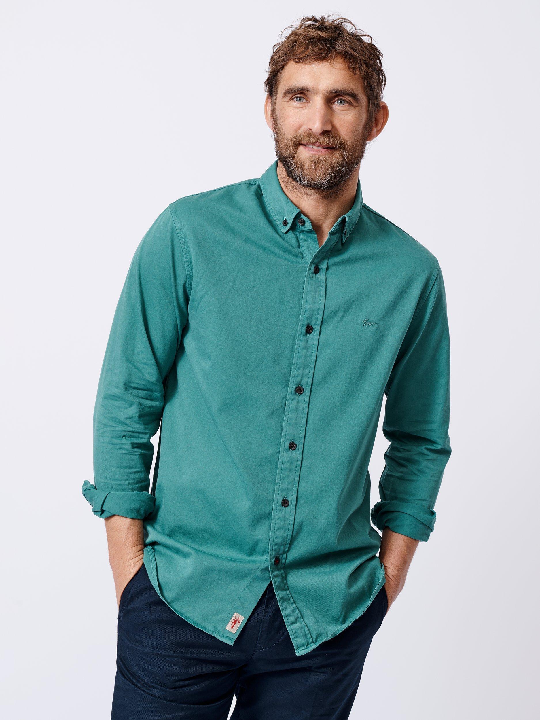 Product image 1 of 6, which shows Aubin Hessle Garment Dyed Cotton Shirt, Washed Jade, S