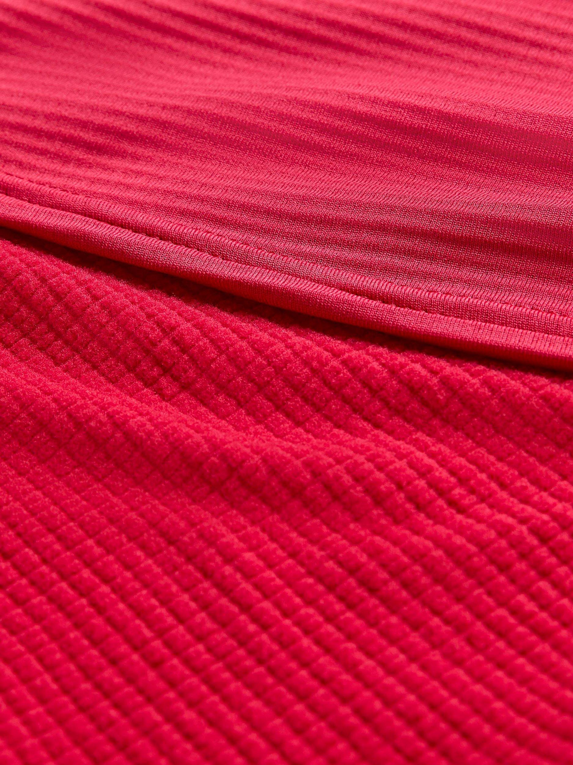 Product image 6 of 6, which shows Montane Men's THERMO Grid Lite Fleece Hoodie, Acer Red, S
