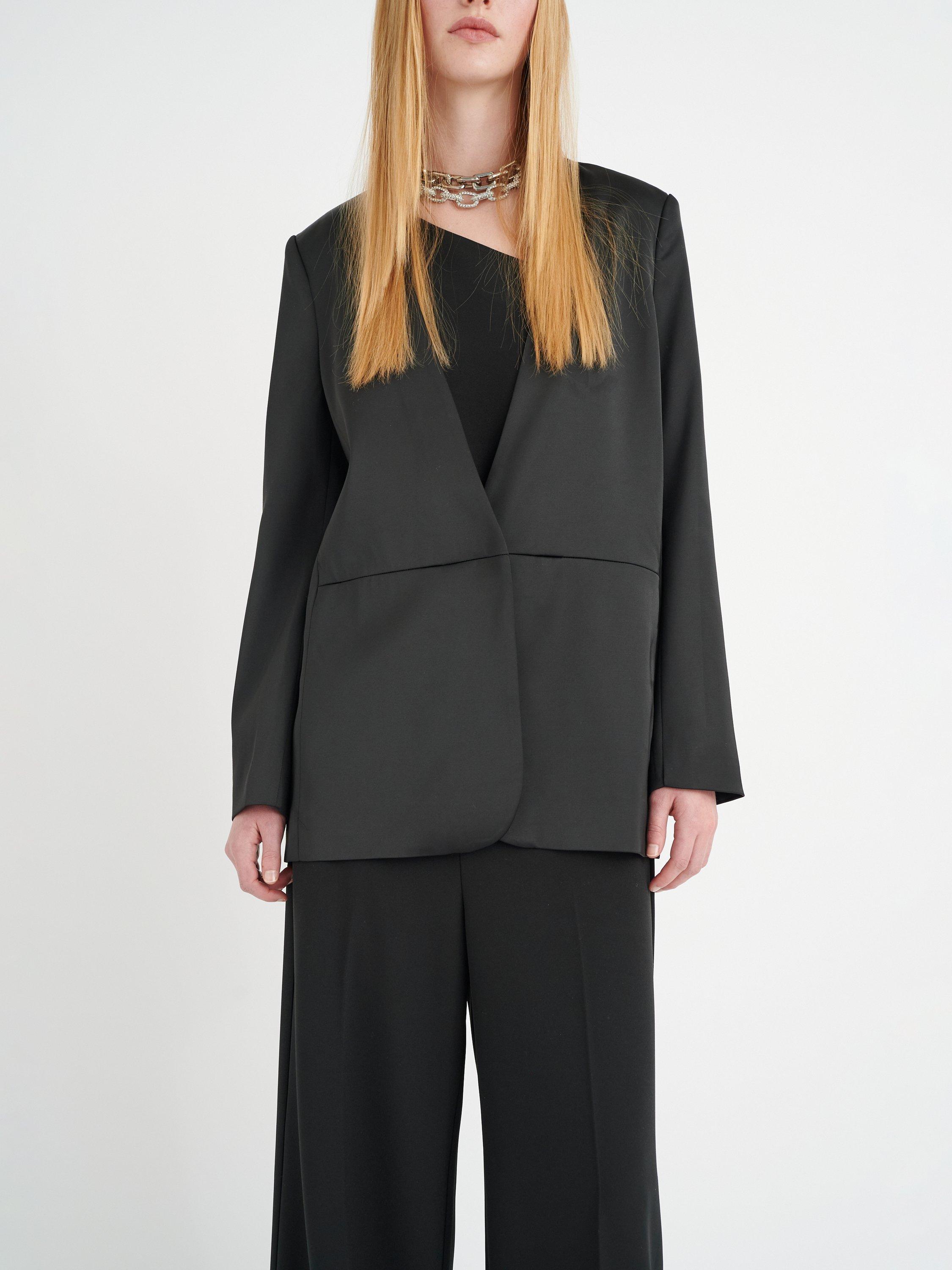 Product image 1 of 5, which shows InWear Zilky Satin Boxy Blazer, Black, 8