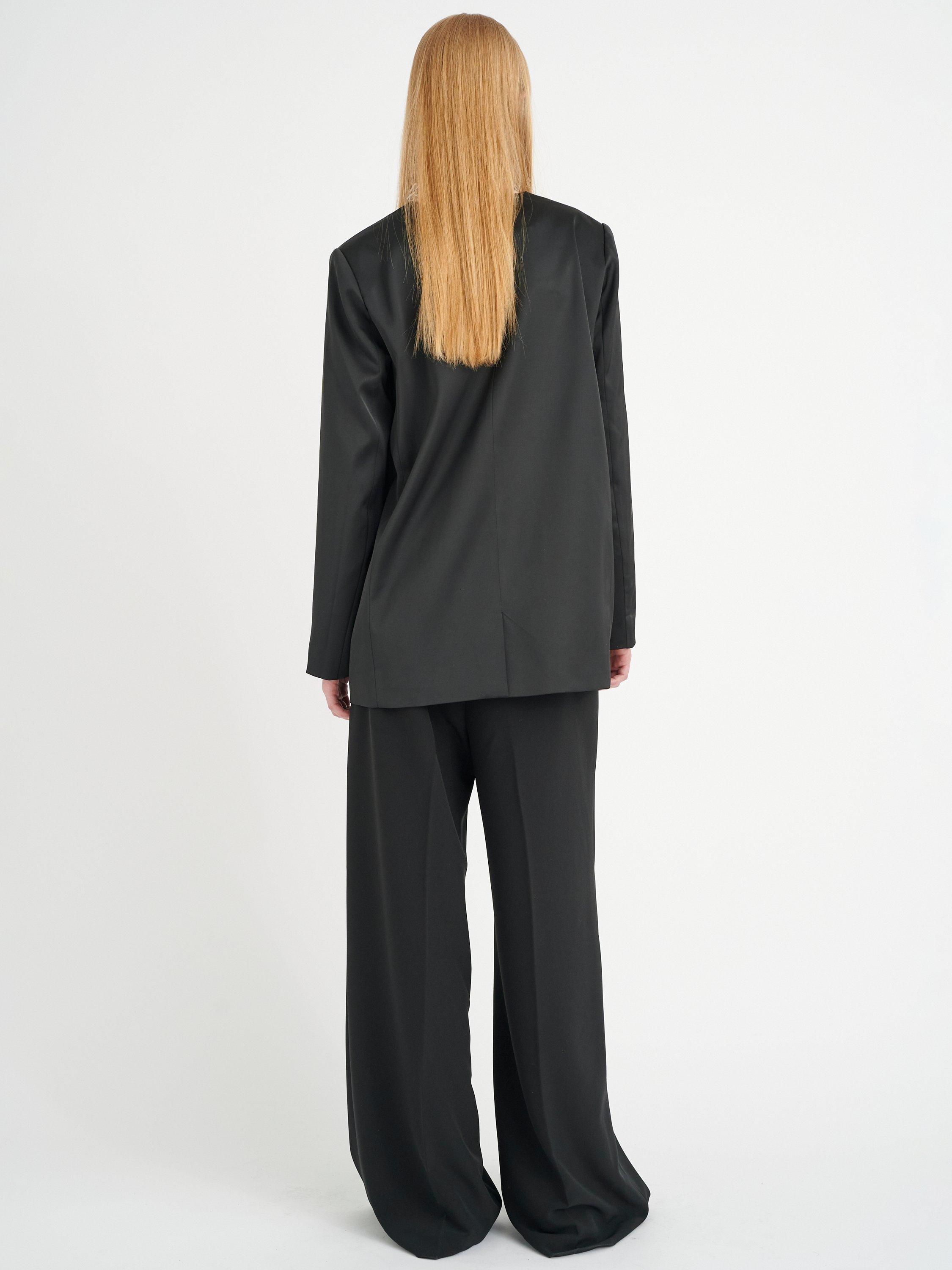 Product image 2 of 5, which shows InWear Zilky Satin Boxy Blazer, Black, 8