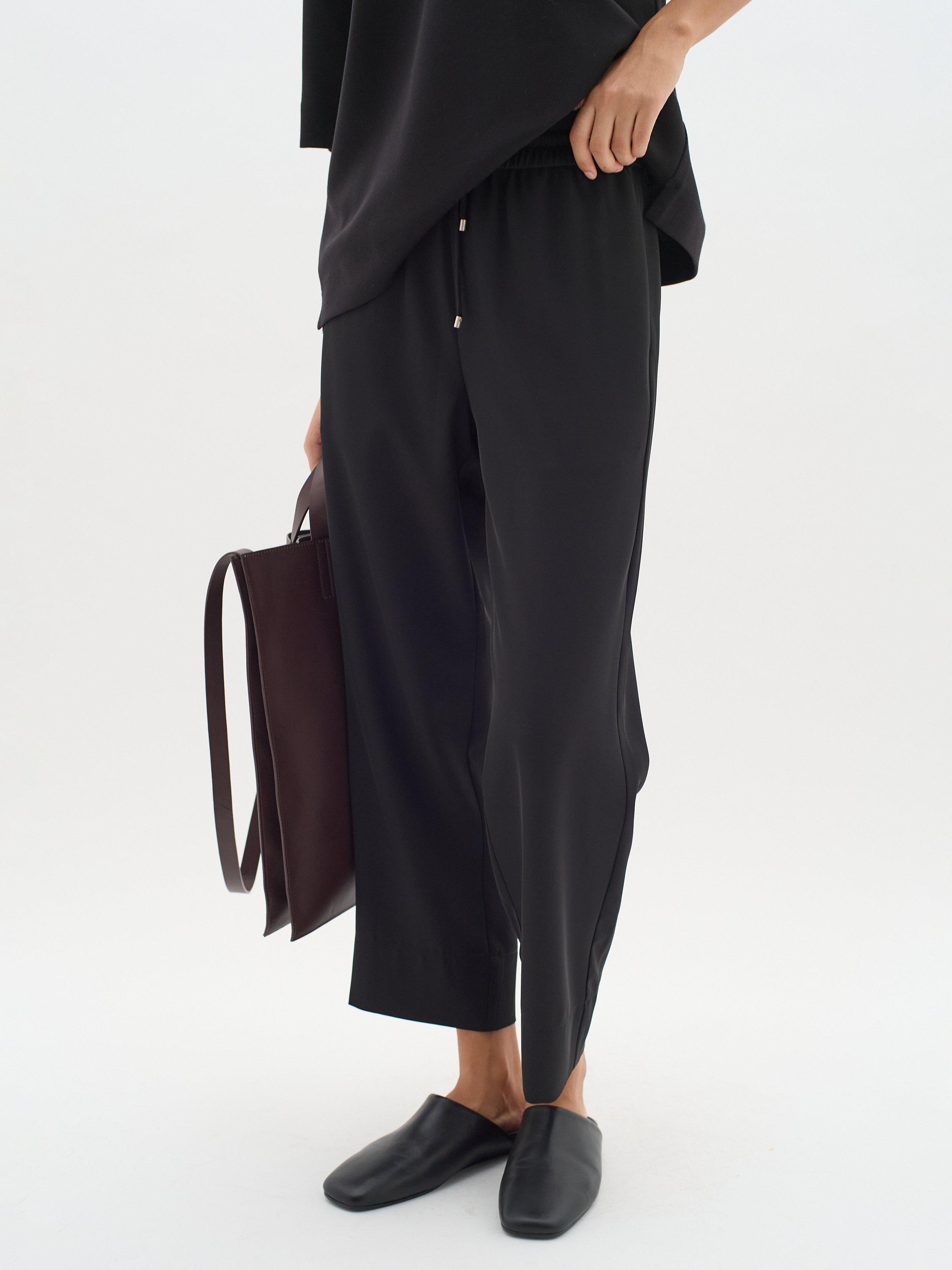 Product image 1 of 4, which shows InWear Teisha Culotte Trousers, Black, 10