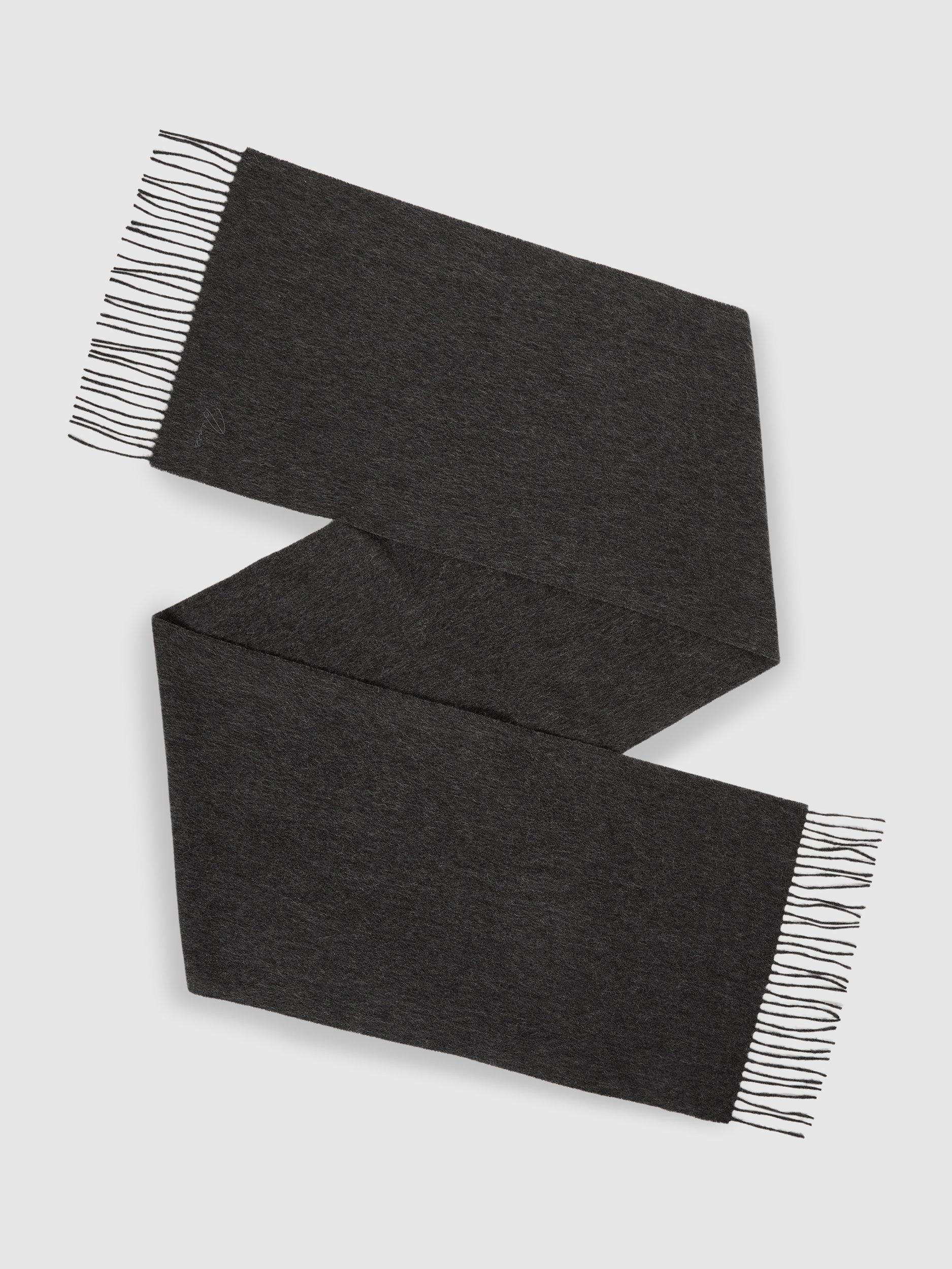 Product image 1 of 4, which shows Reiss Picton Wool Cashmere Fringed Scarf, Charcoal, One Size