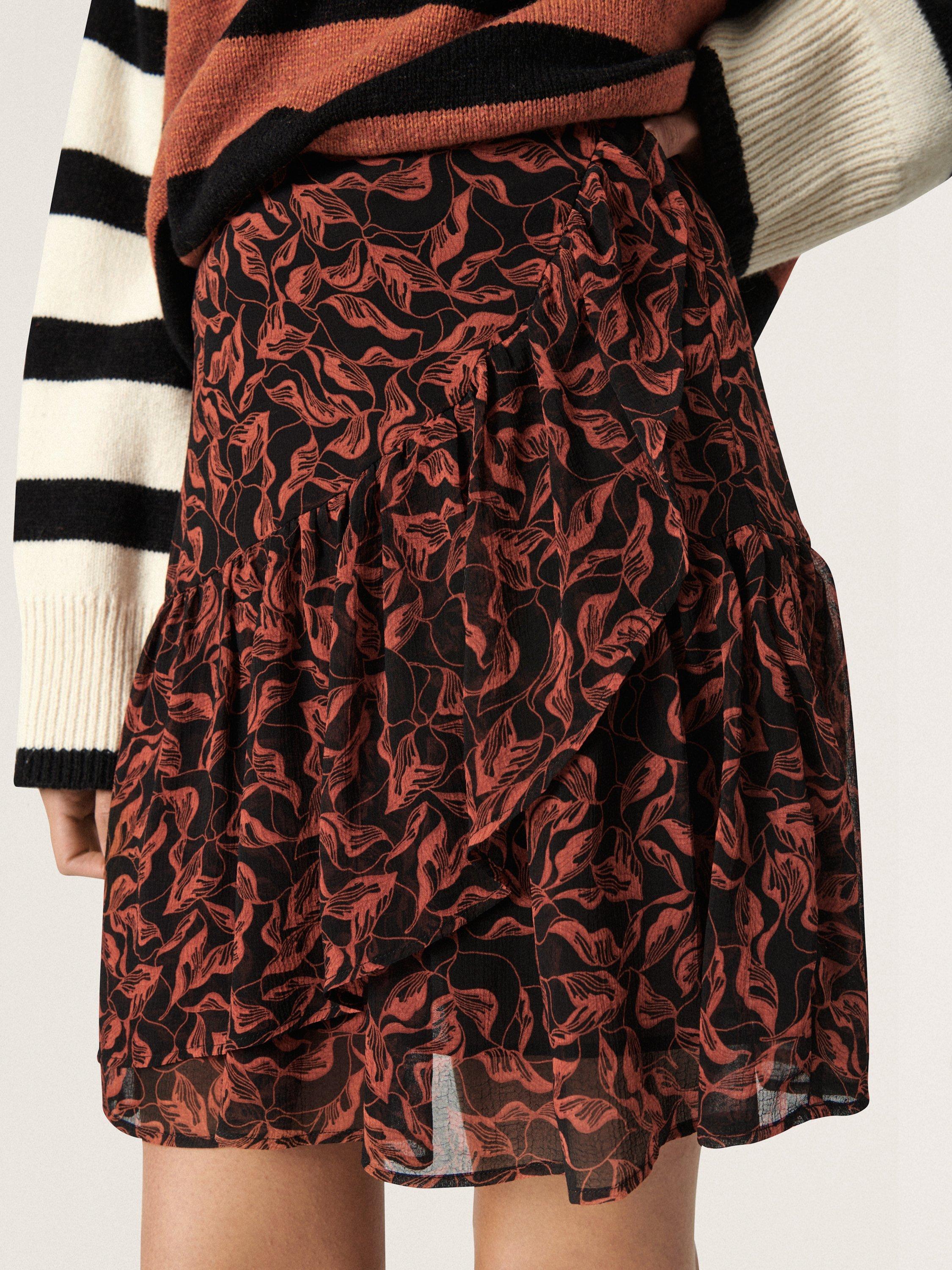 Product image 4 of 6, which shows Soaked In Luxury Luciana Leaves Skirt, Smoked Paprika/Multi, S