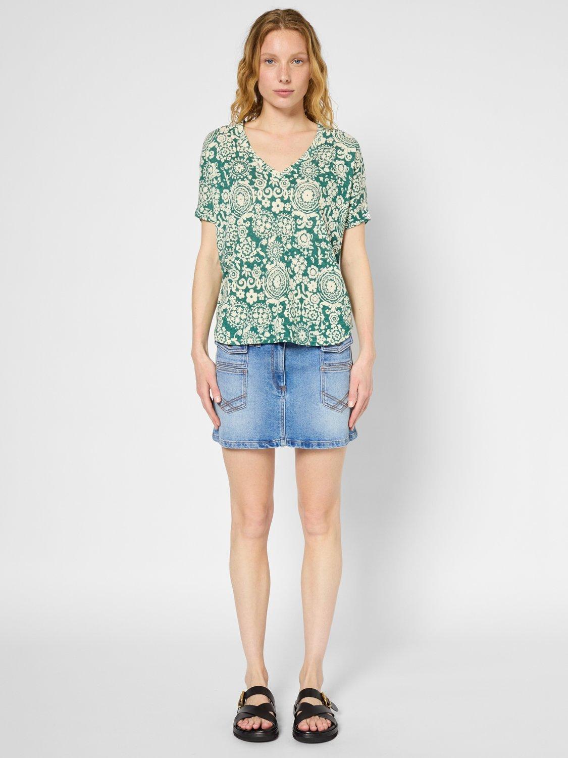 Product image 1 of 2, which shows Gerard Darel Graciella T-Shirt, Green, 6