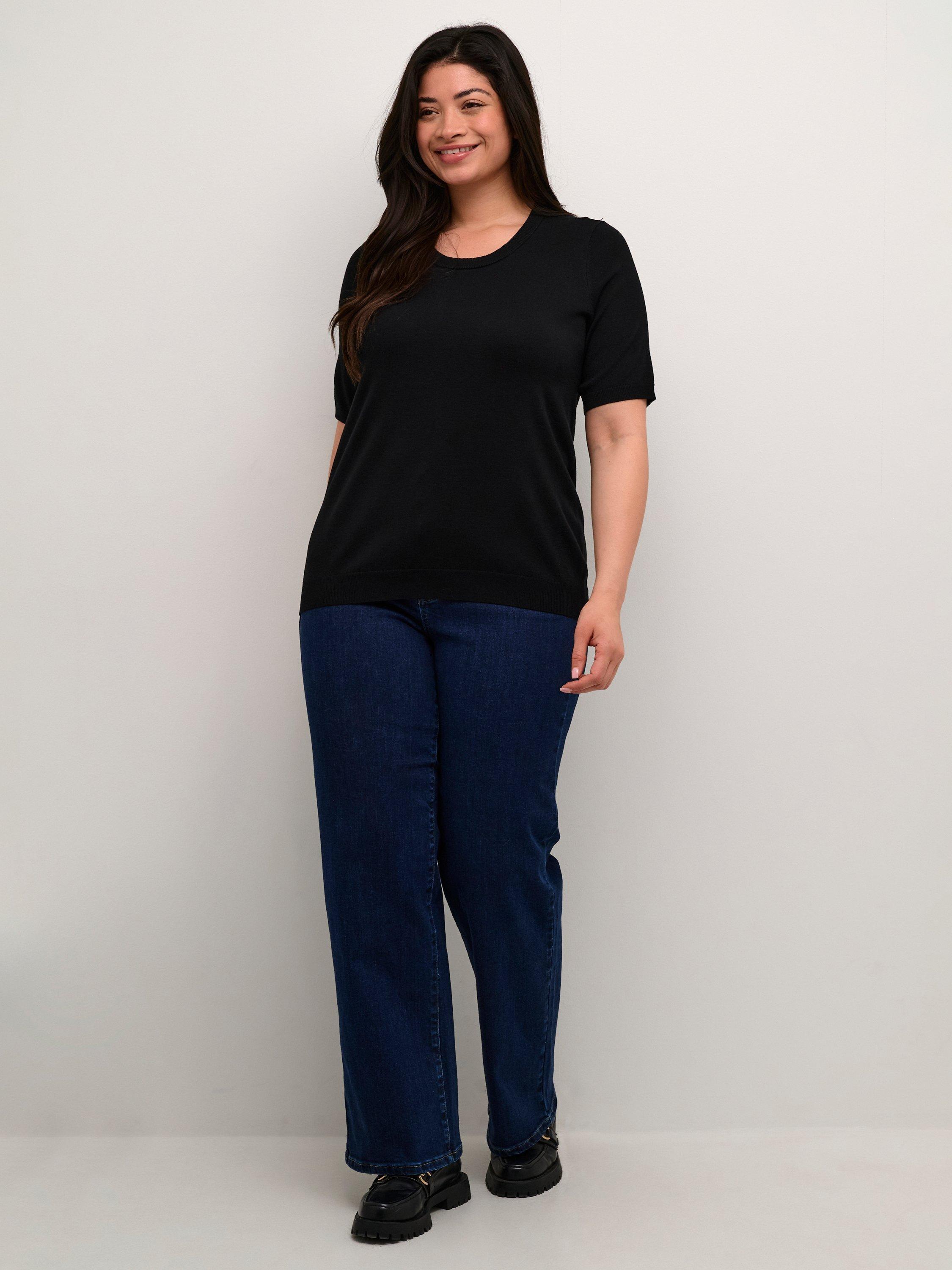Product image 3 of 5, which shows KAFFE Curve Lizzy Short Sleeve Jumper, Black Deep, S