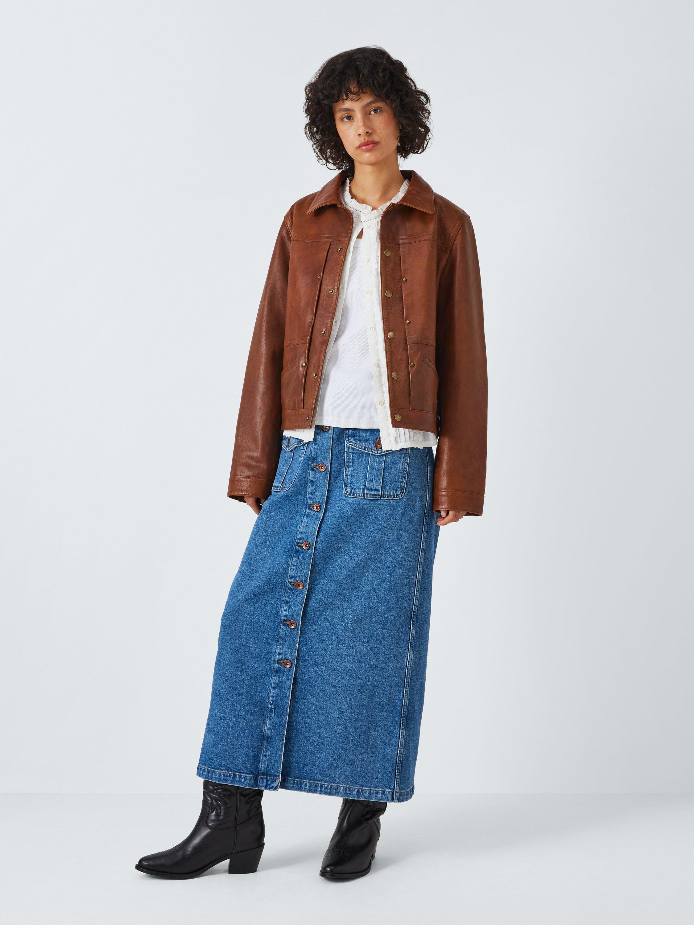 Product image 3 of 6, which shows AND/OR Winnie Ribbed Vest Top, White, 6