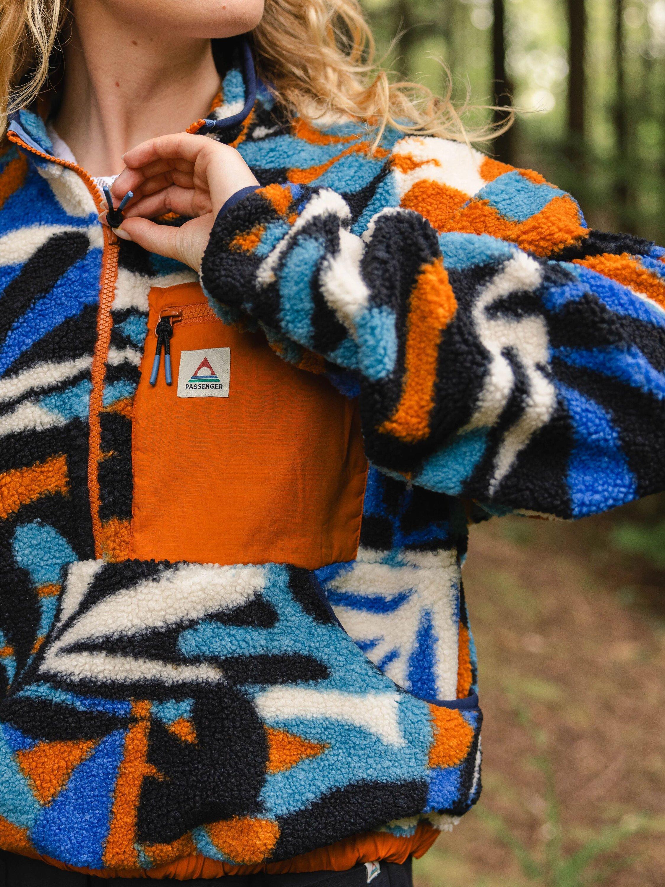 Product image 4 of 6, which shows Passenger Ravi Fleece Jacket, Mount Foliage Blue, XL