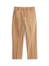 Slim Fit