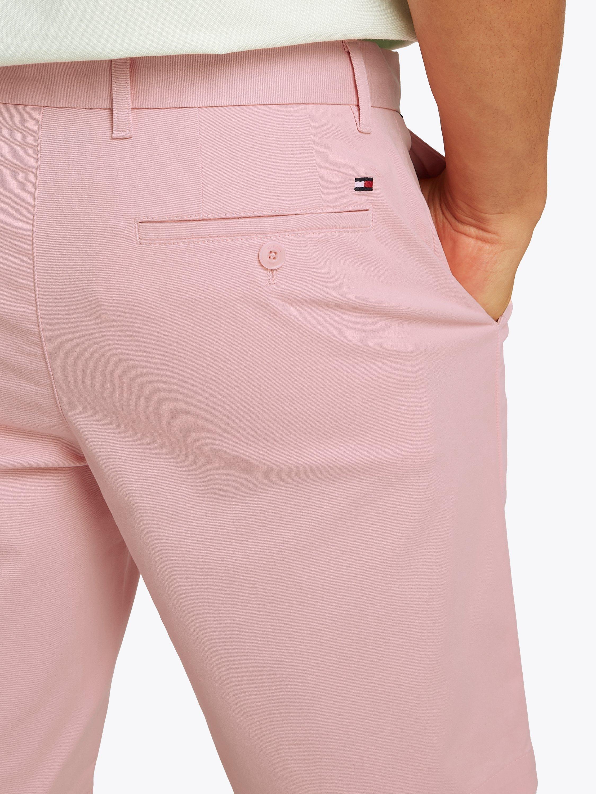 Product image 4 of 6, which shows Tommy Hilfiger 1985 Harlem Chino Shorts, Pink, 30R