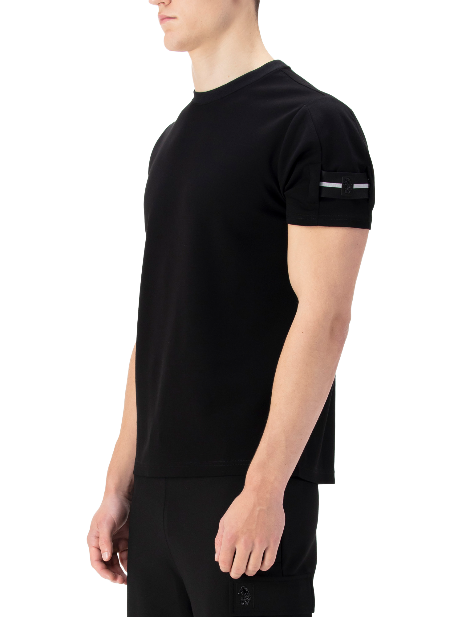 Product image 3 of 6, which shows LUKE 1977 McAvoy T-Shirt, Black, M