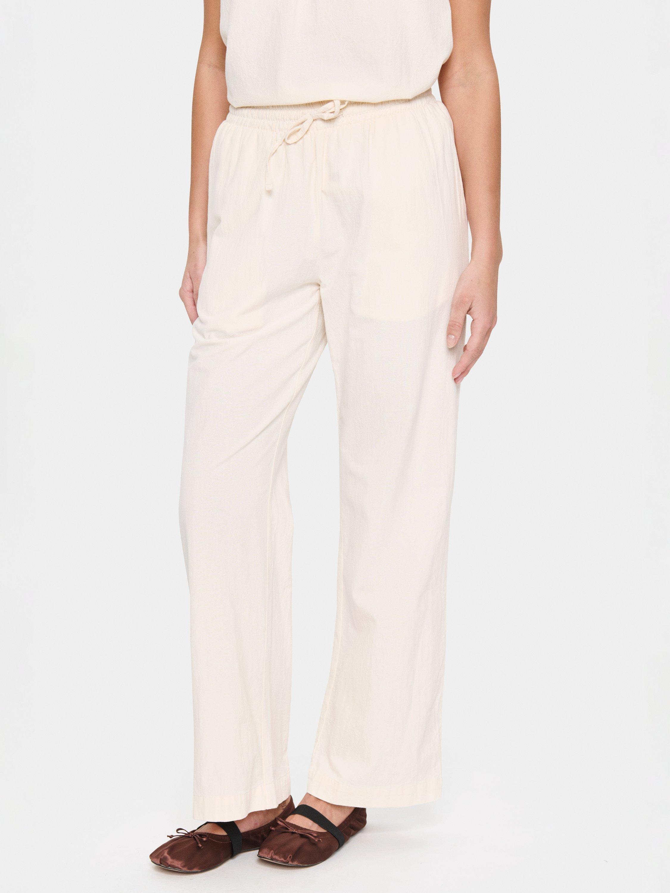 Product image 1 of 6, which shows Saint Tropez Zalinda High Waist Trousers, Ice, XS