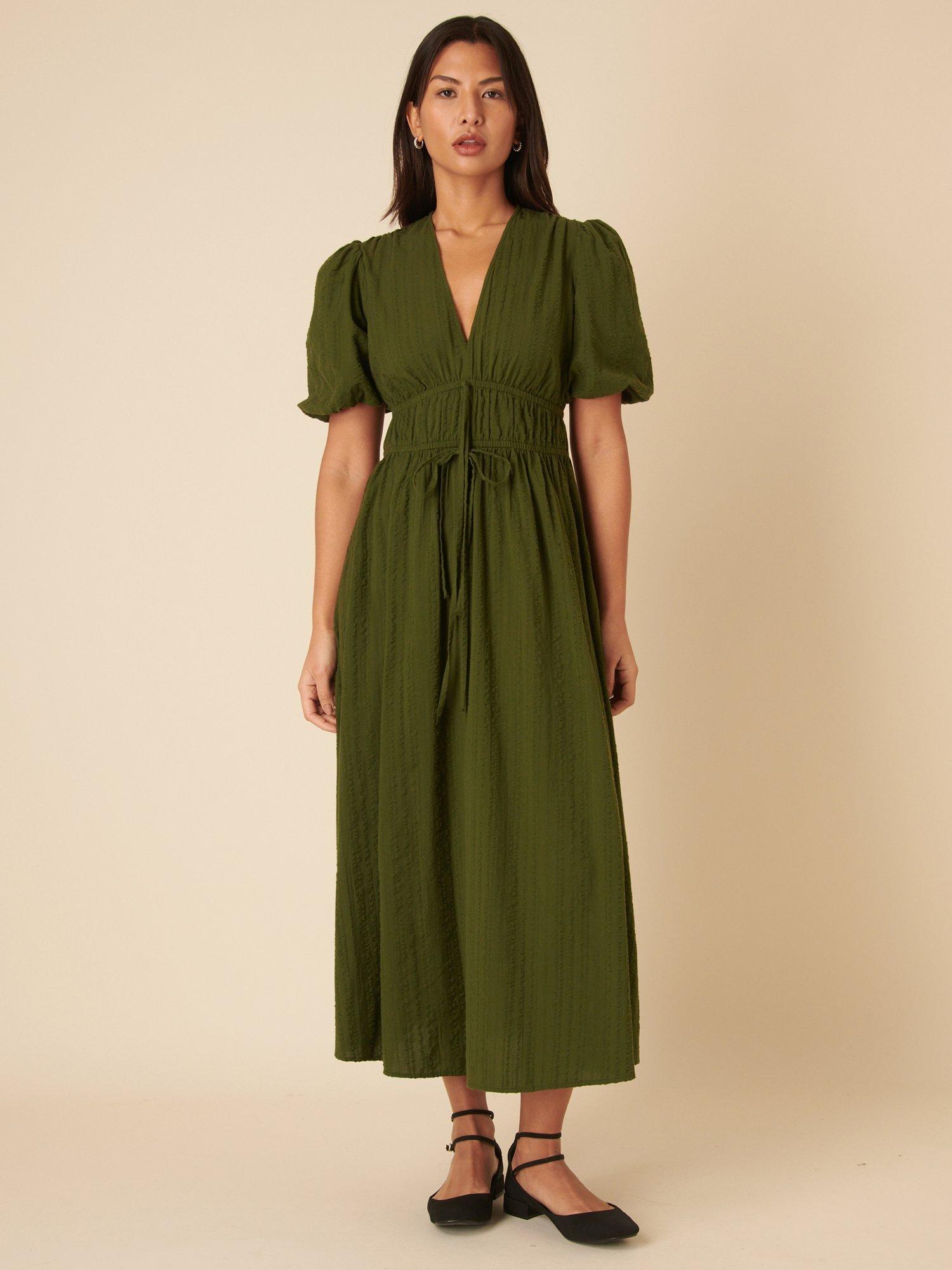 Product image 1 of 4, which shows Nobody's Child Petite Scottie Midi Dress, Green, 6